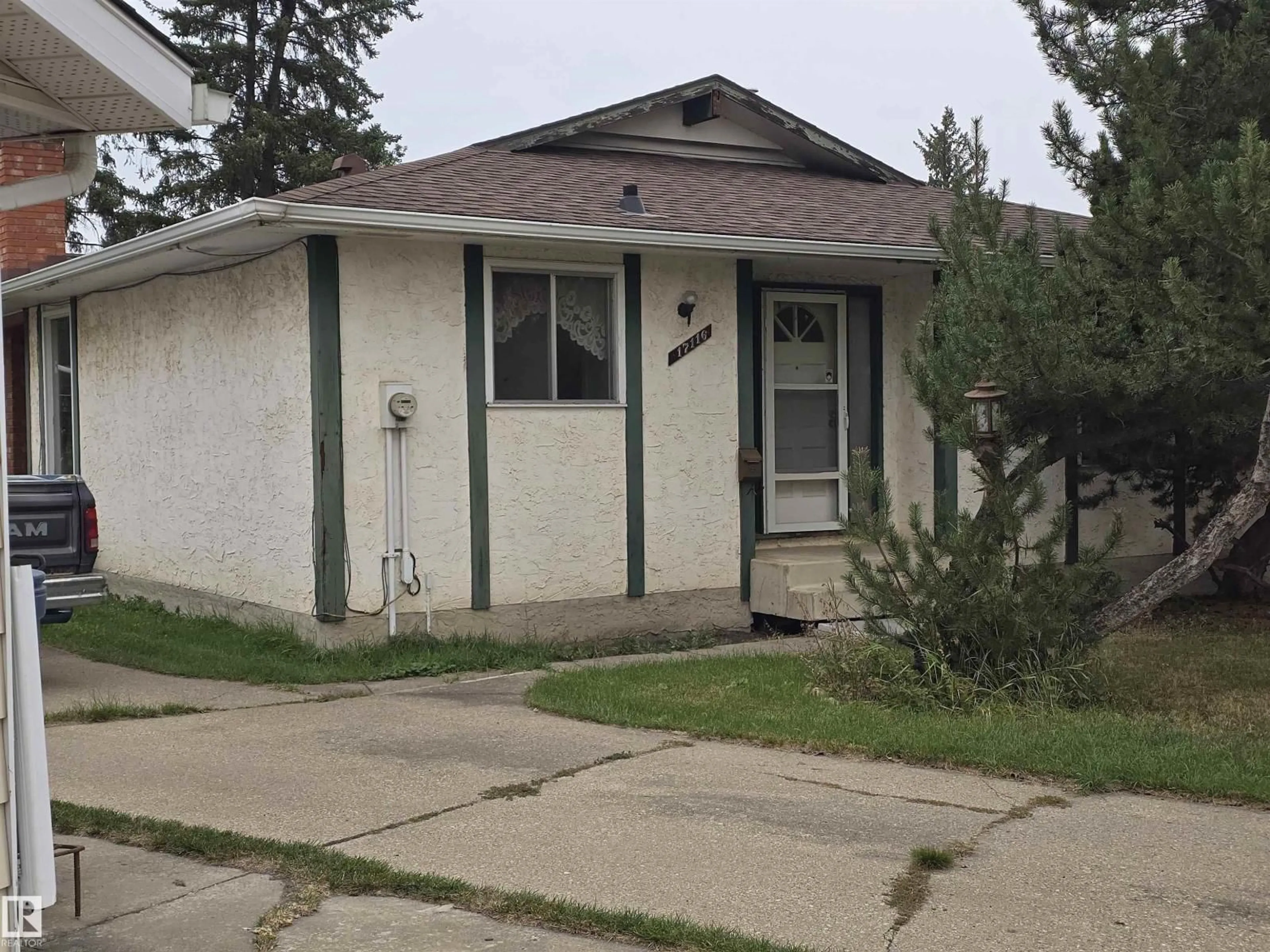 Unknown for 17116 81 AV, Edmonton Alberta T5C1N9