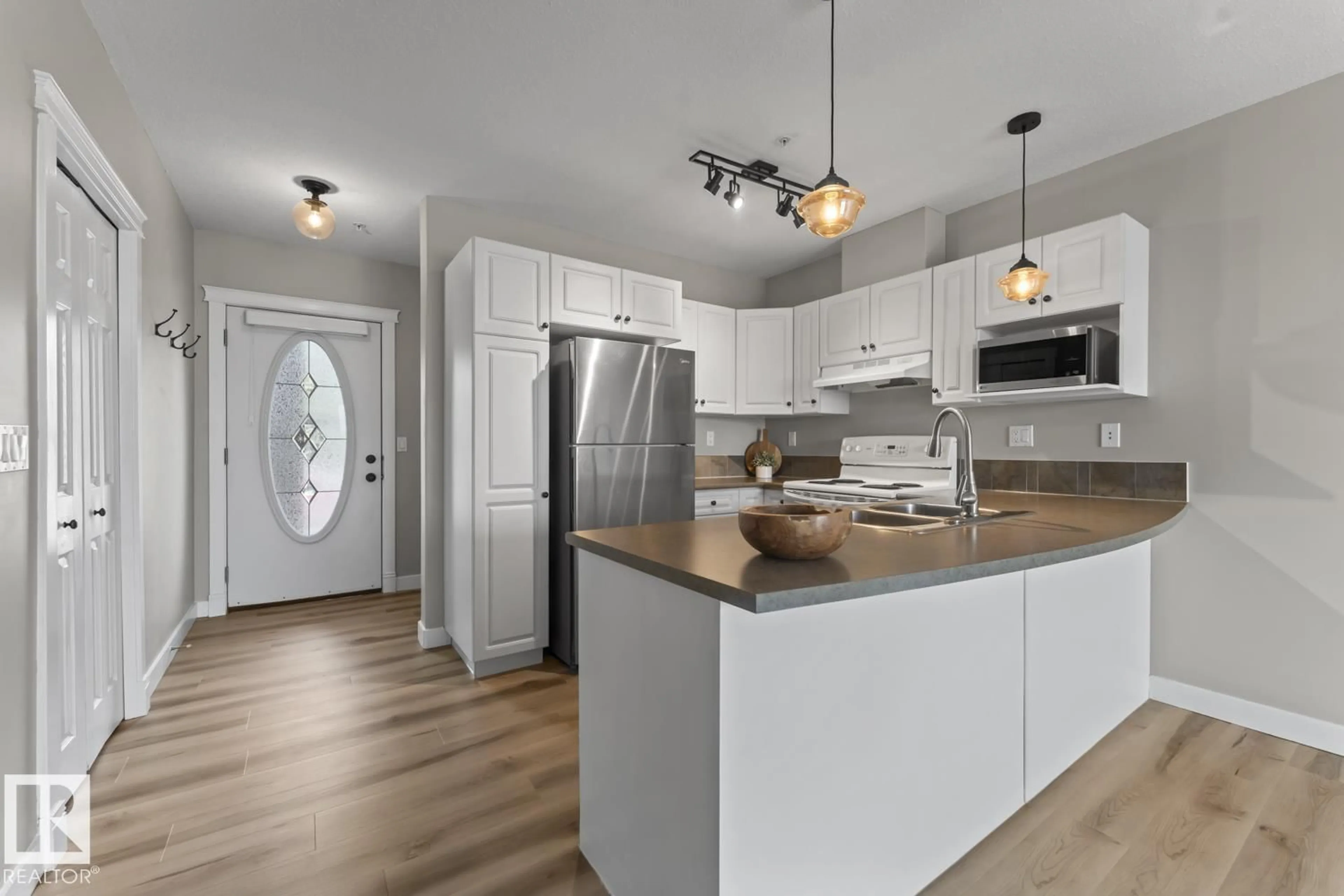 Open concept kitchen, unknown for 205 802 12 ST, Cold Lake Alberta T9M0A7
