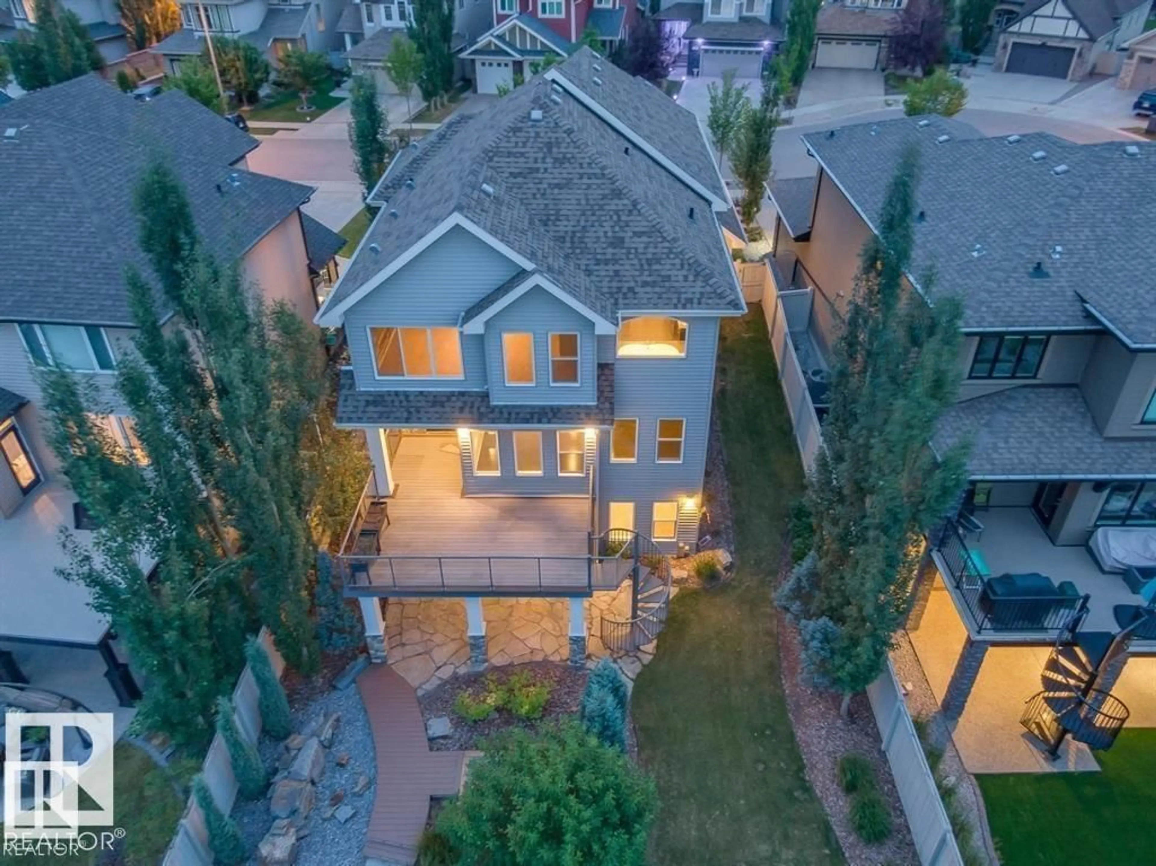 A pic from outside/outdoor area/front of a property/back of a property/a pic from drone, unknown for 1232 CHAHLEY LANDING LD, Edmonton Alberta T6M0C9