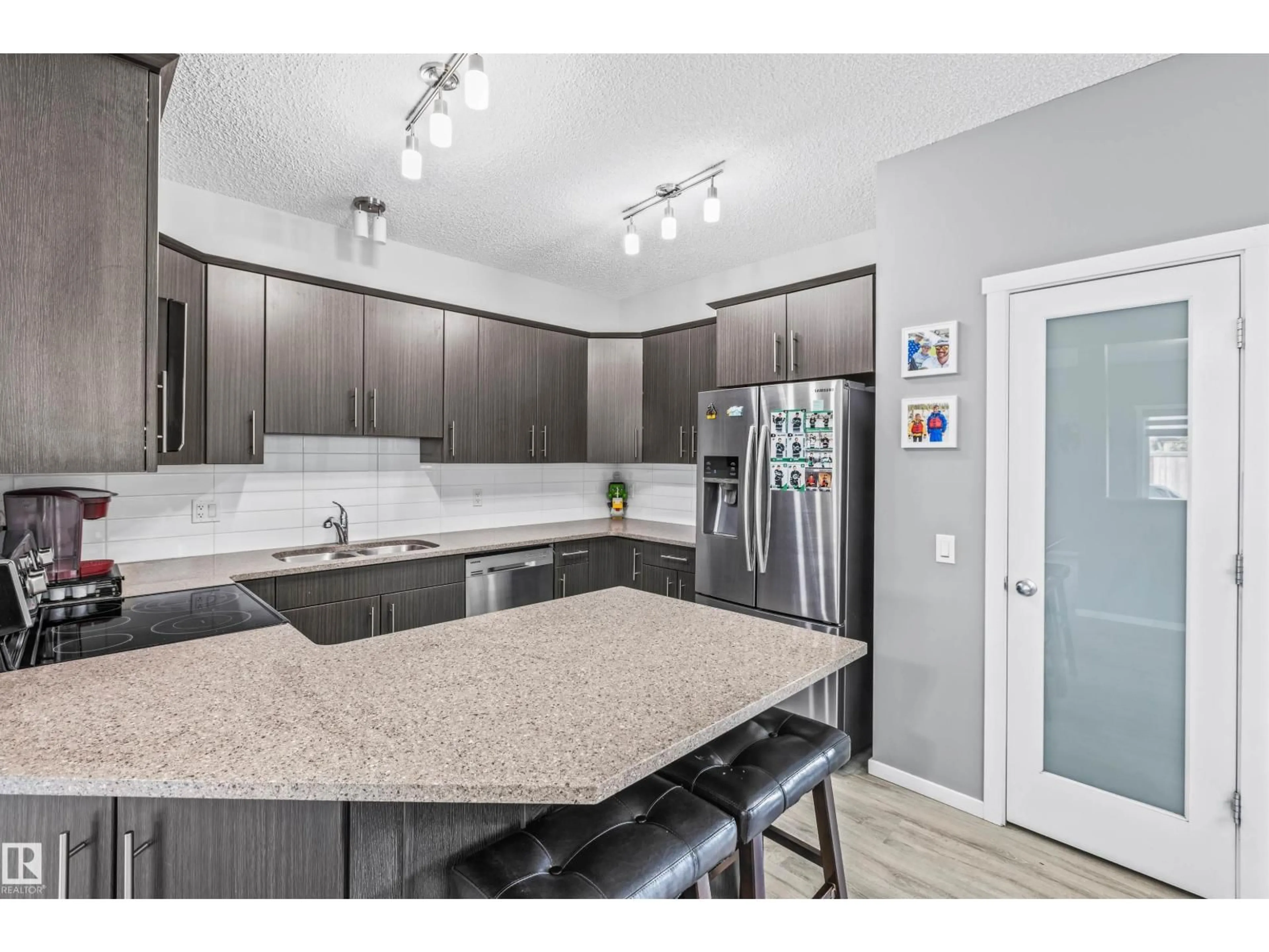 Open concept kitchen, unknown for 126 ABBEY RD, Sherwood Park Alberta T8A1A5