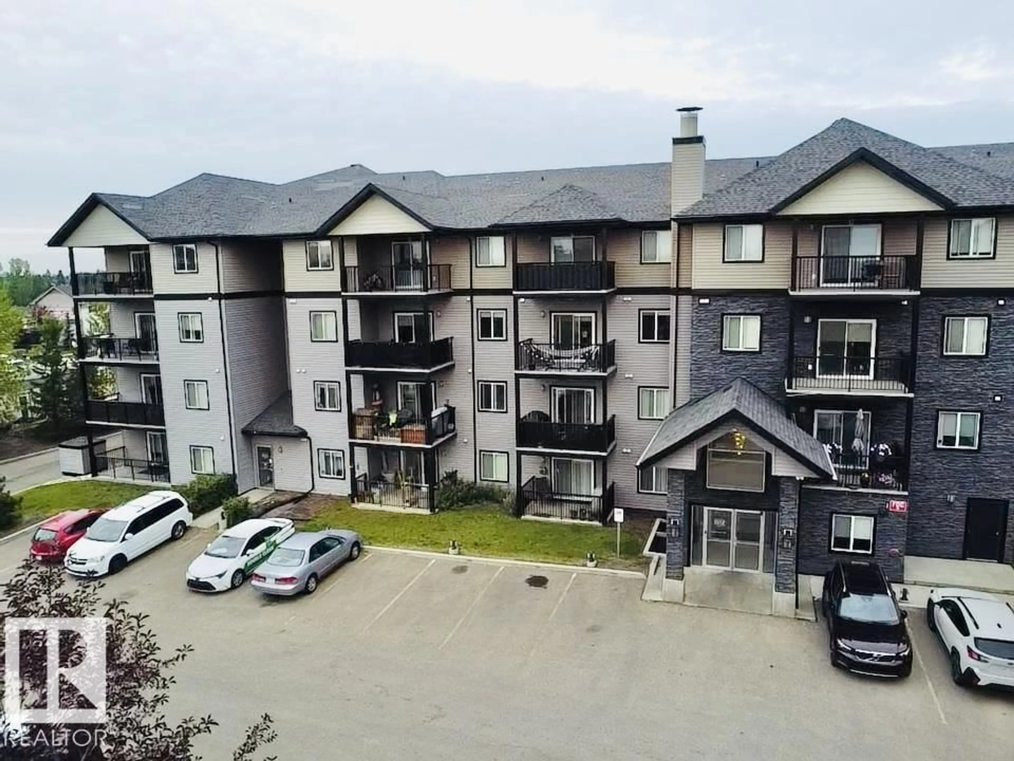 A pic from outside/outdoor area/front of a property/back of a property/a pic from drone, unknown for #104 - 14808 125 ST NW, Edmonton Alberta T5X0G1