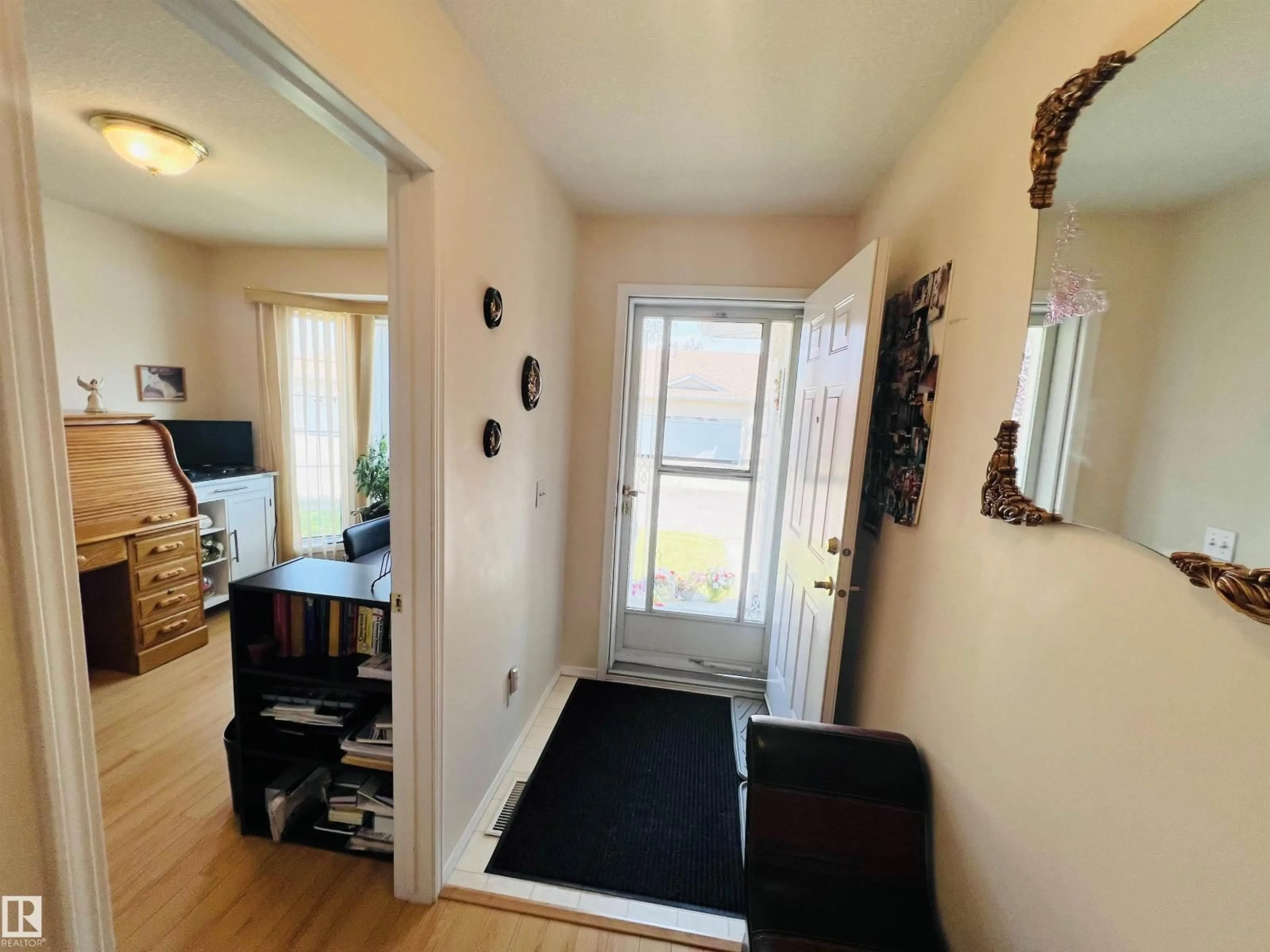 Unknown for 13320 - 56 124 ST, Edmonton Alberta T5L5B7