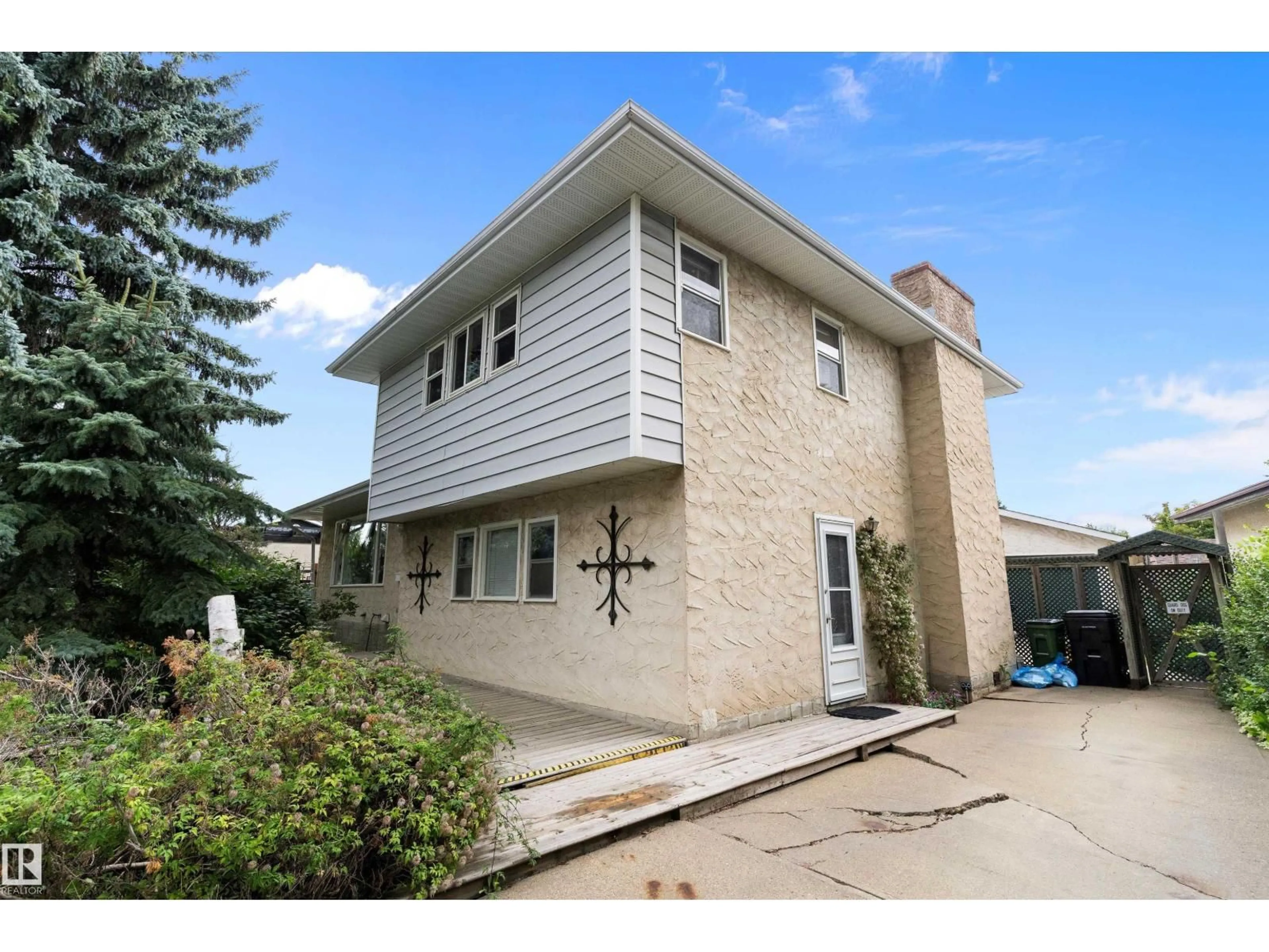 Unknown for 3443 87 ST, Edmonton Alberta T6K0J1