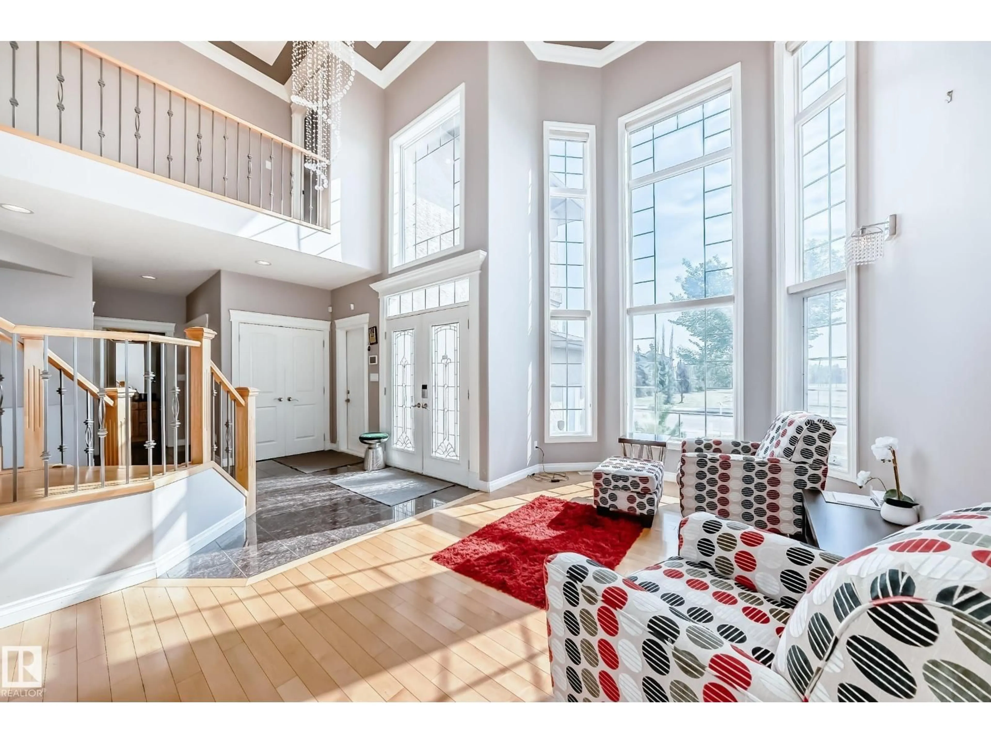 Indoor foyer for NW - 13608 160 AV, Edmonton Alberta T6V0B9