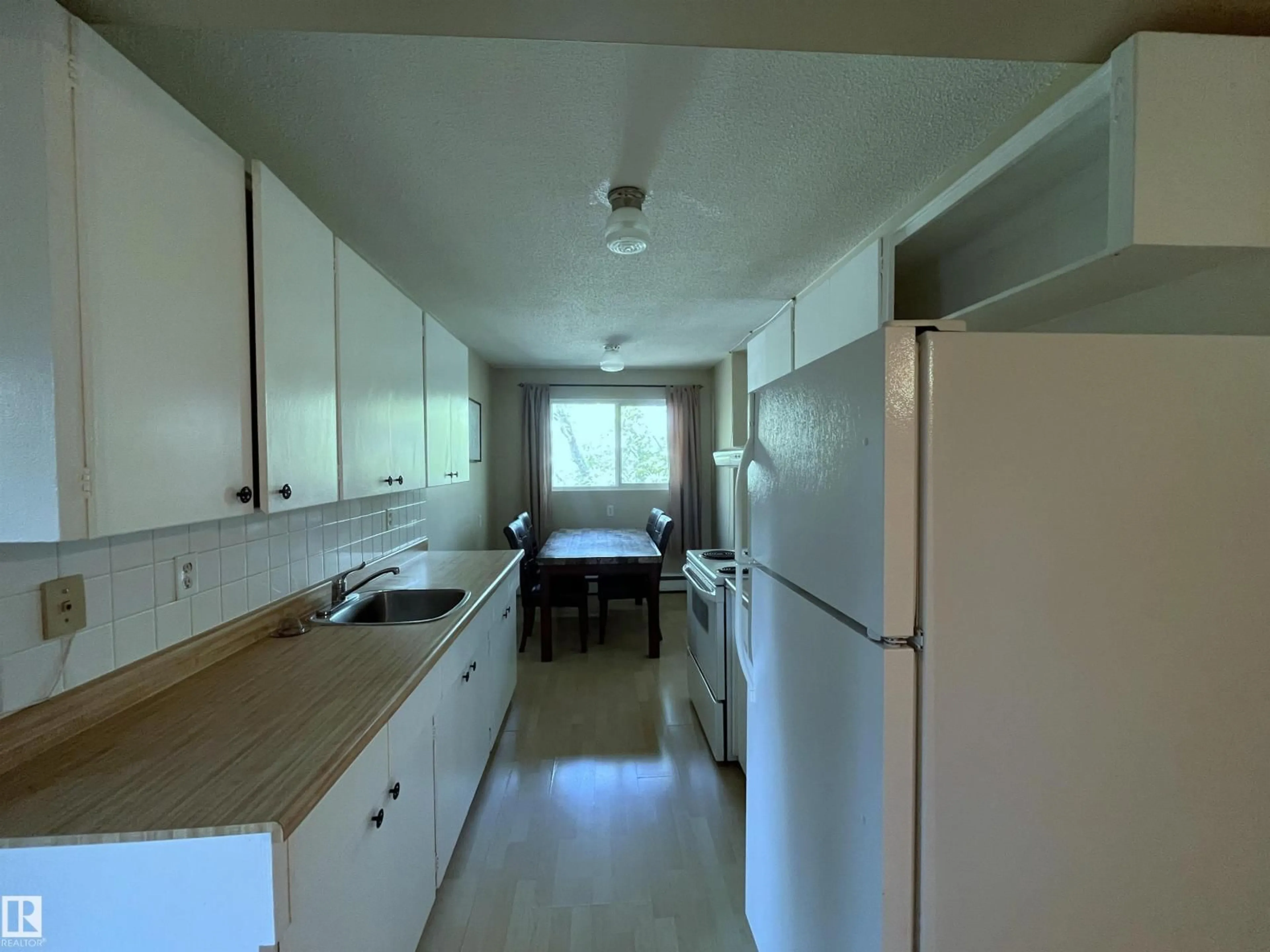 Standard kitchen, unknown for 23 - 5631 105 ST NW, Edmonton Alberta T6H2N2