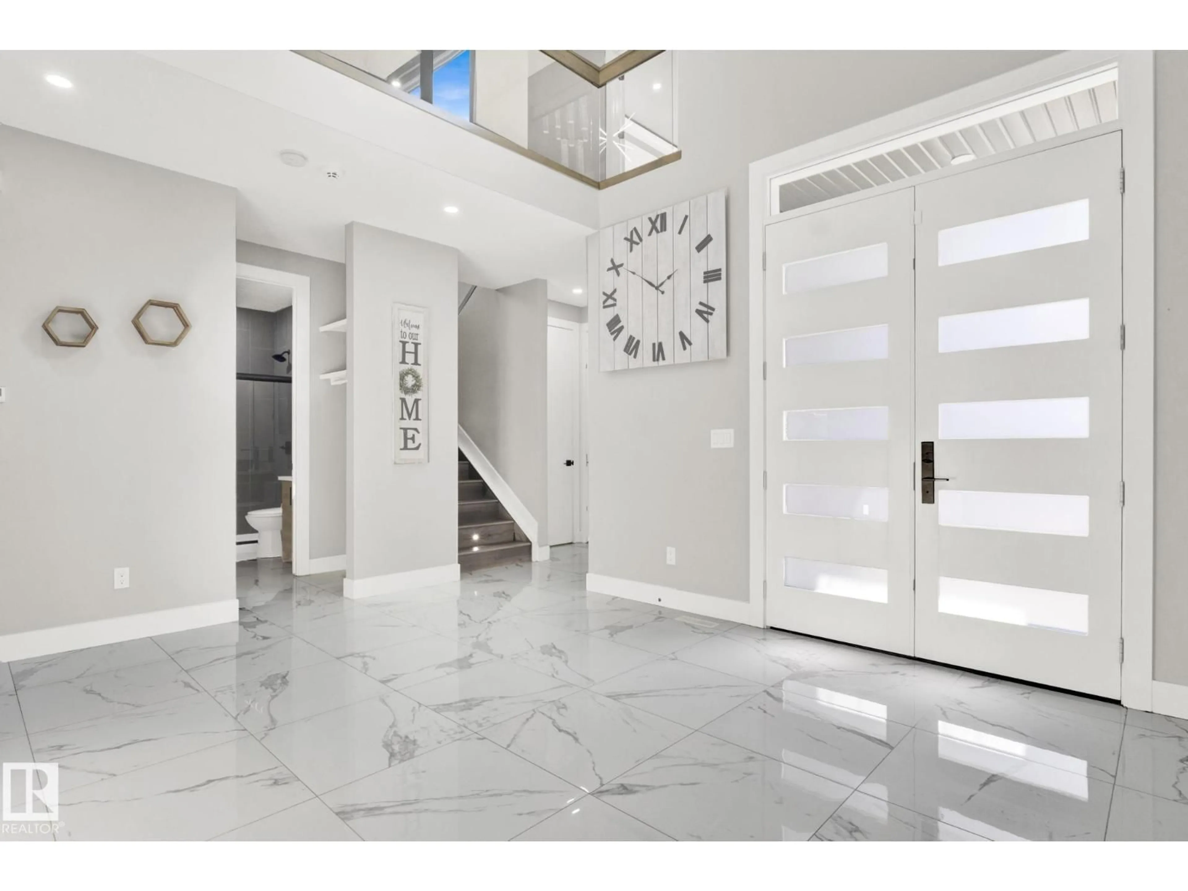 Indoor entryway for 3118 KOSTASH GR, Edmonton Alberta T6W4K3