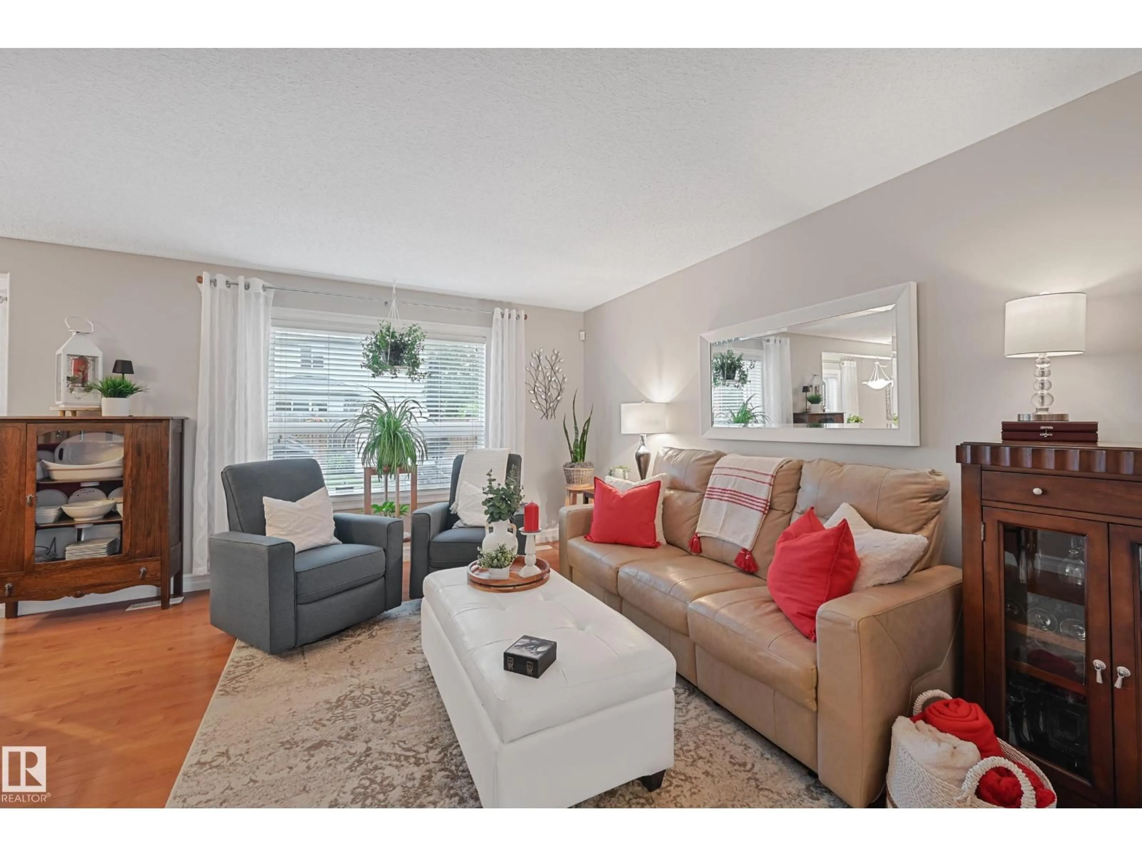 Living room with furniture, unknown for 7 SPRING GROVE CR, Spruce Grove Alberta T7X0E7