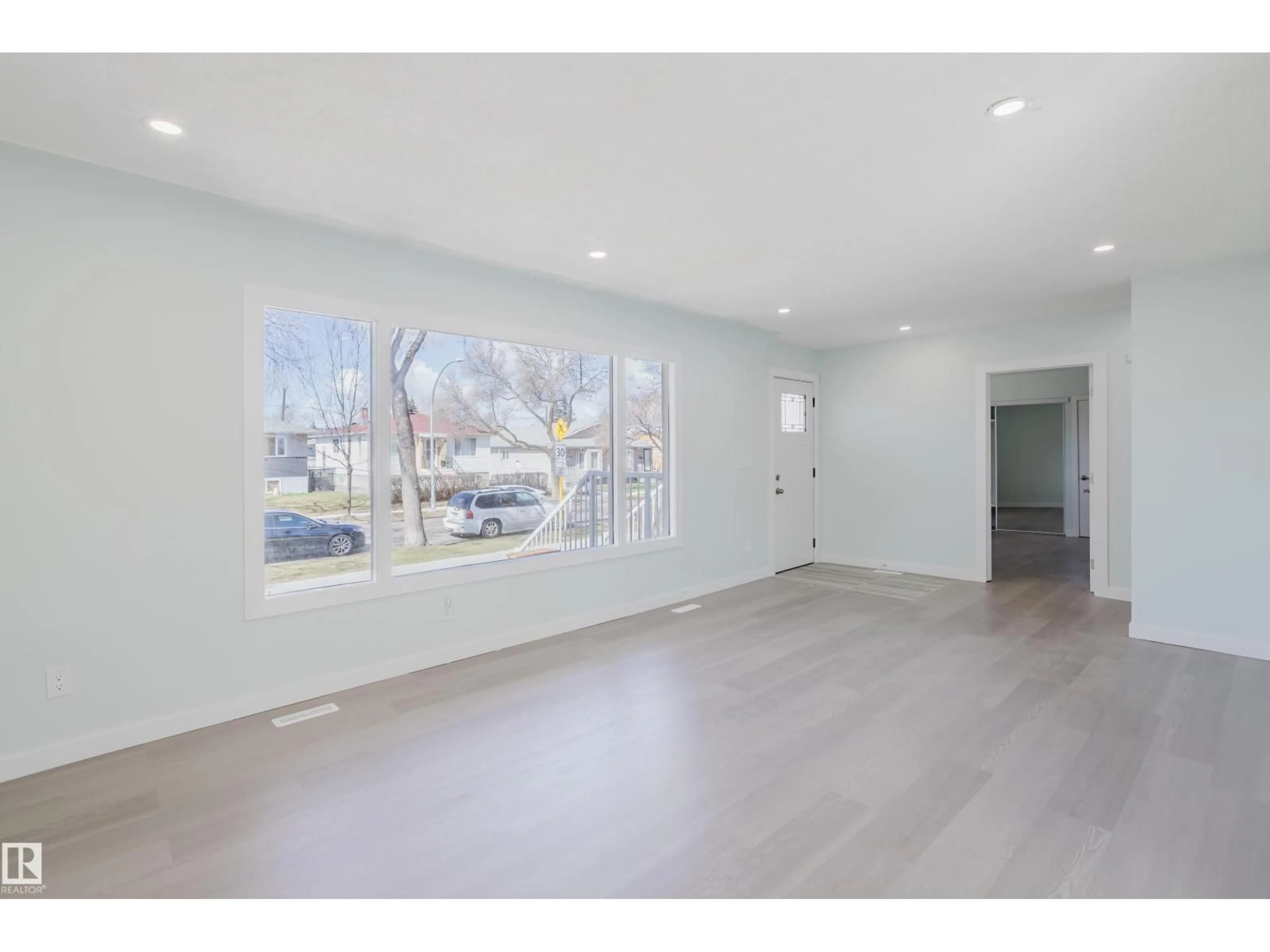 Unknown for NW - 12821 125 ST, Edmonton Alberta T5L0V1