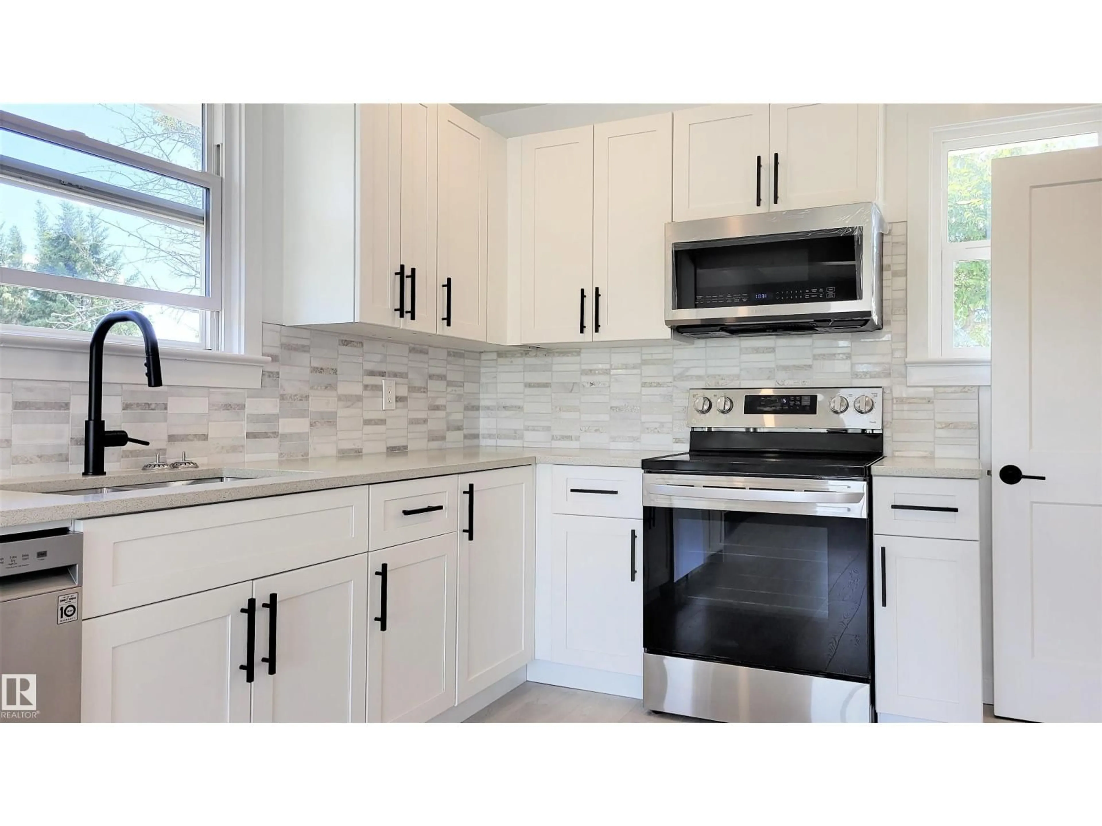Standard kitchen, ceramic/tile floor for 5020 49 ST, Two Hills Alberta T0B4K0