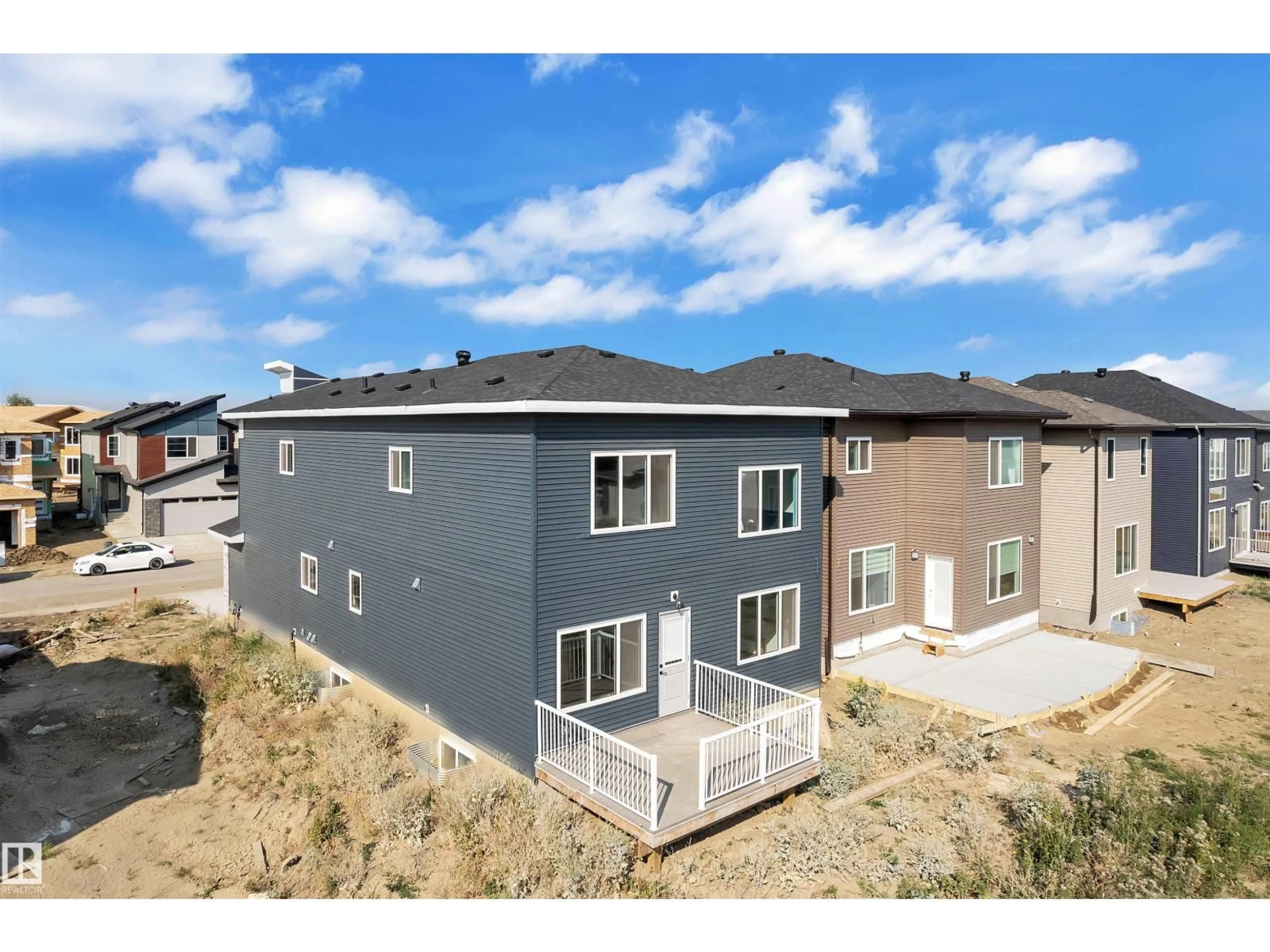 A pic from outside/outdoor area/front of a property/back of a property/a pic from drone, unknown for 8913 MAYDAY WY, Edmonton Alberta T6X3E6