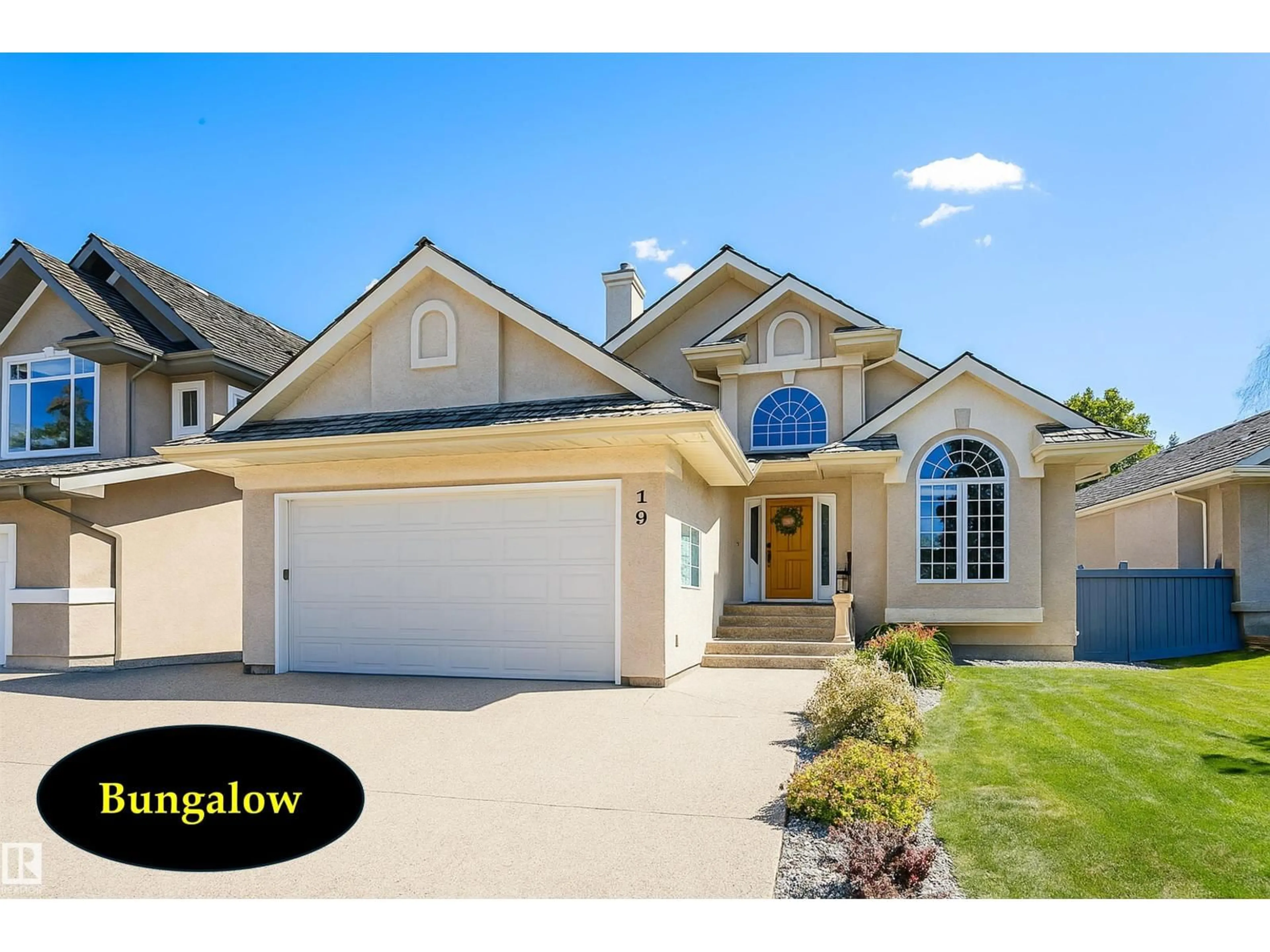 Home with vinyl exterior material, street for 19 PRESTIGE POINT, Edmonton Alberta T6M2T3