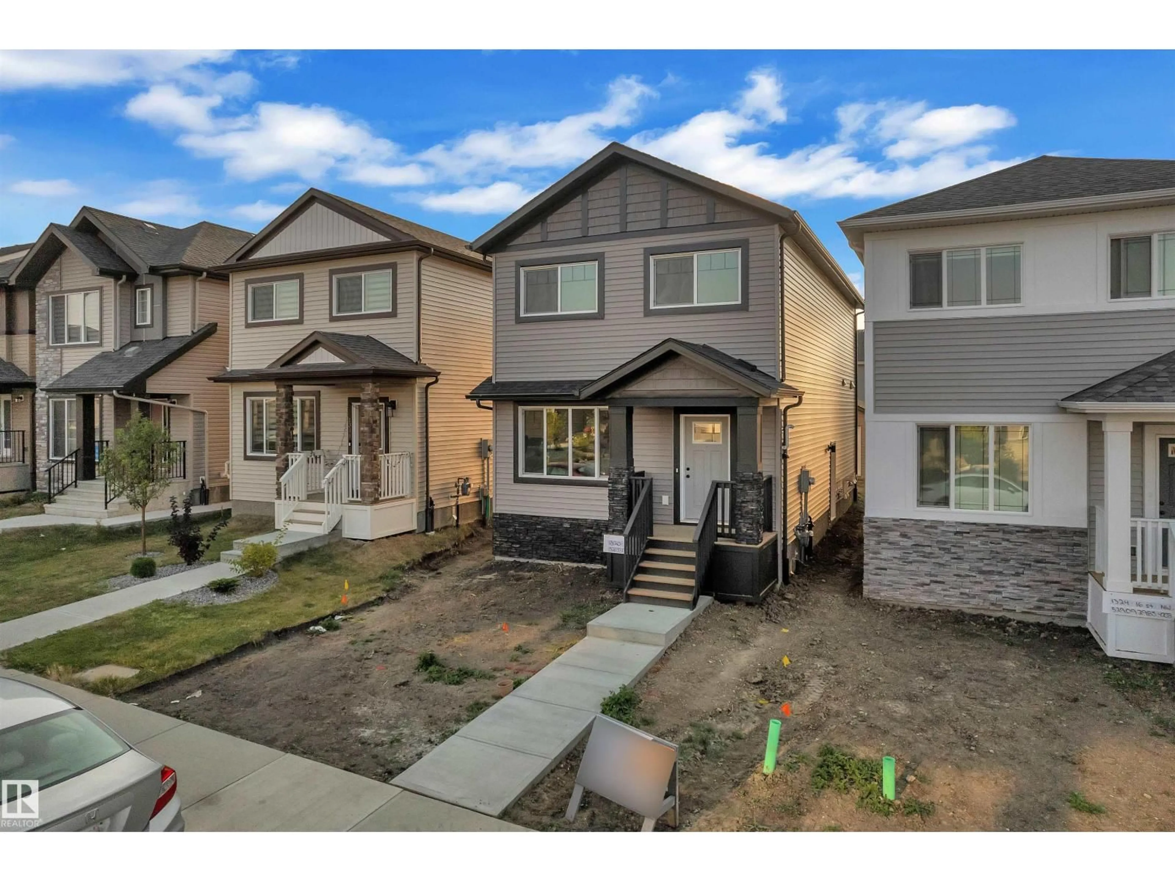 Unknown for 1320 16 ST, Edmonton Alberta T6T2S3