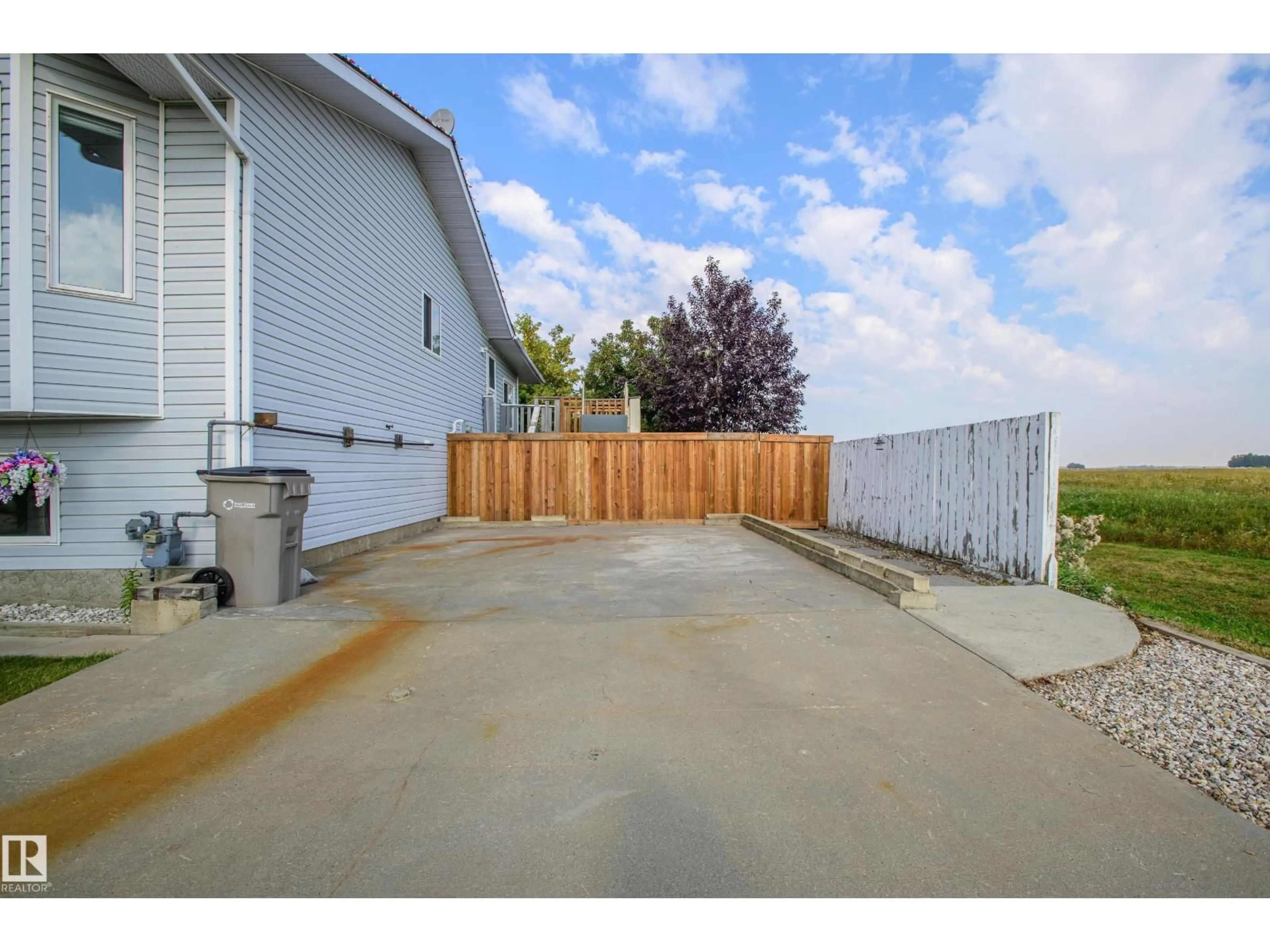 Unknown for 47 WESTVIEW DR, Calmar Alberta T0C0V0