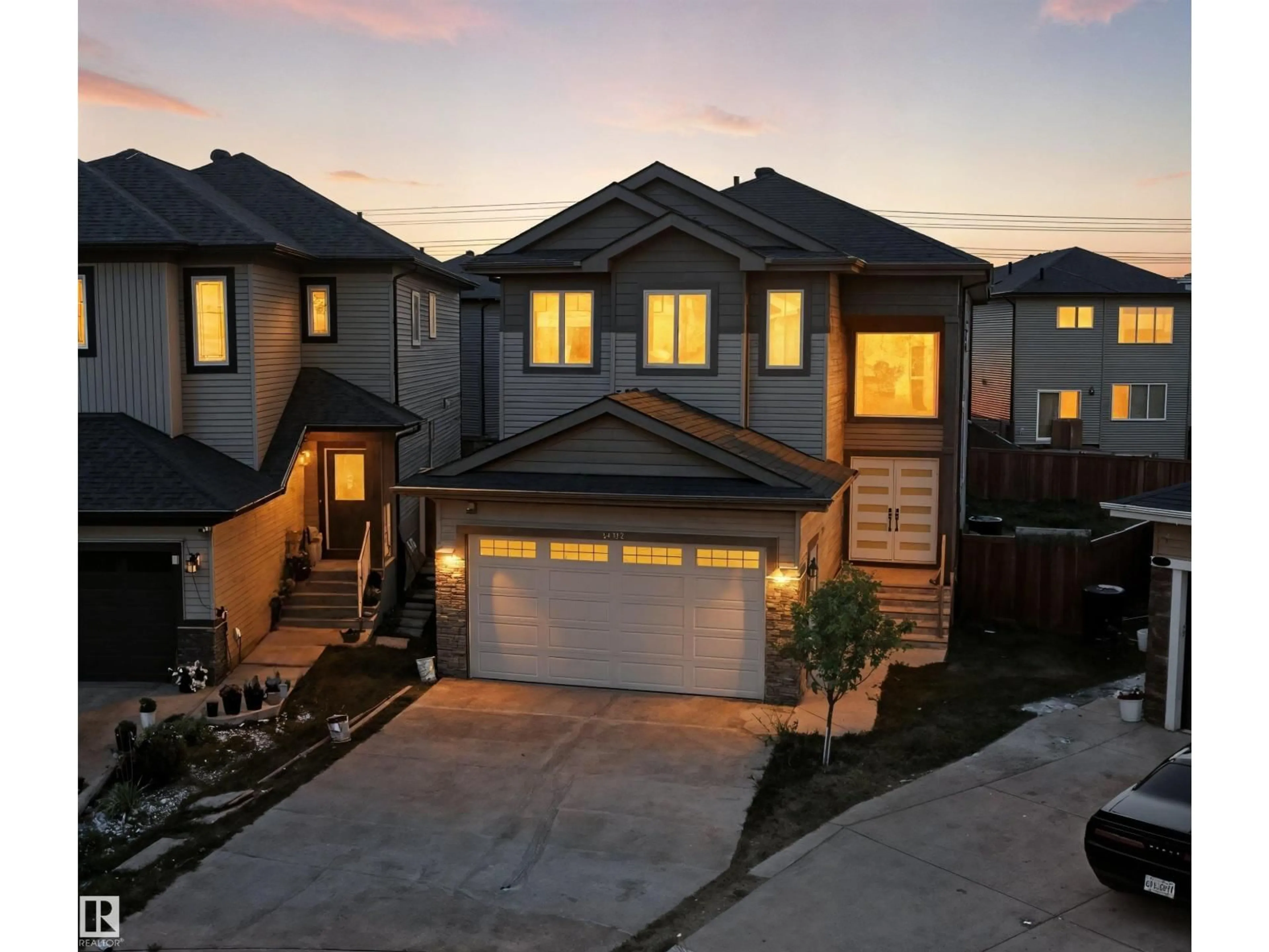 A pic from outside/outdoor area/front of a property/back of a property/a pic from drone, street for NW - 1492 25 ST, Edmonton Alberta T6T2L3