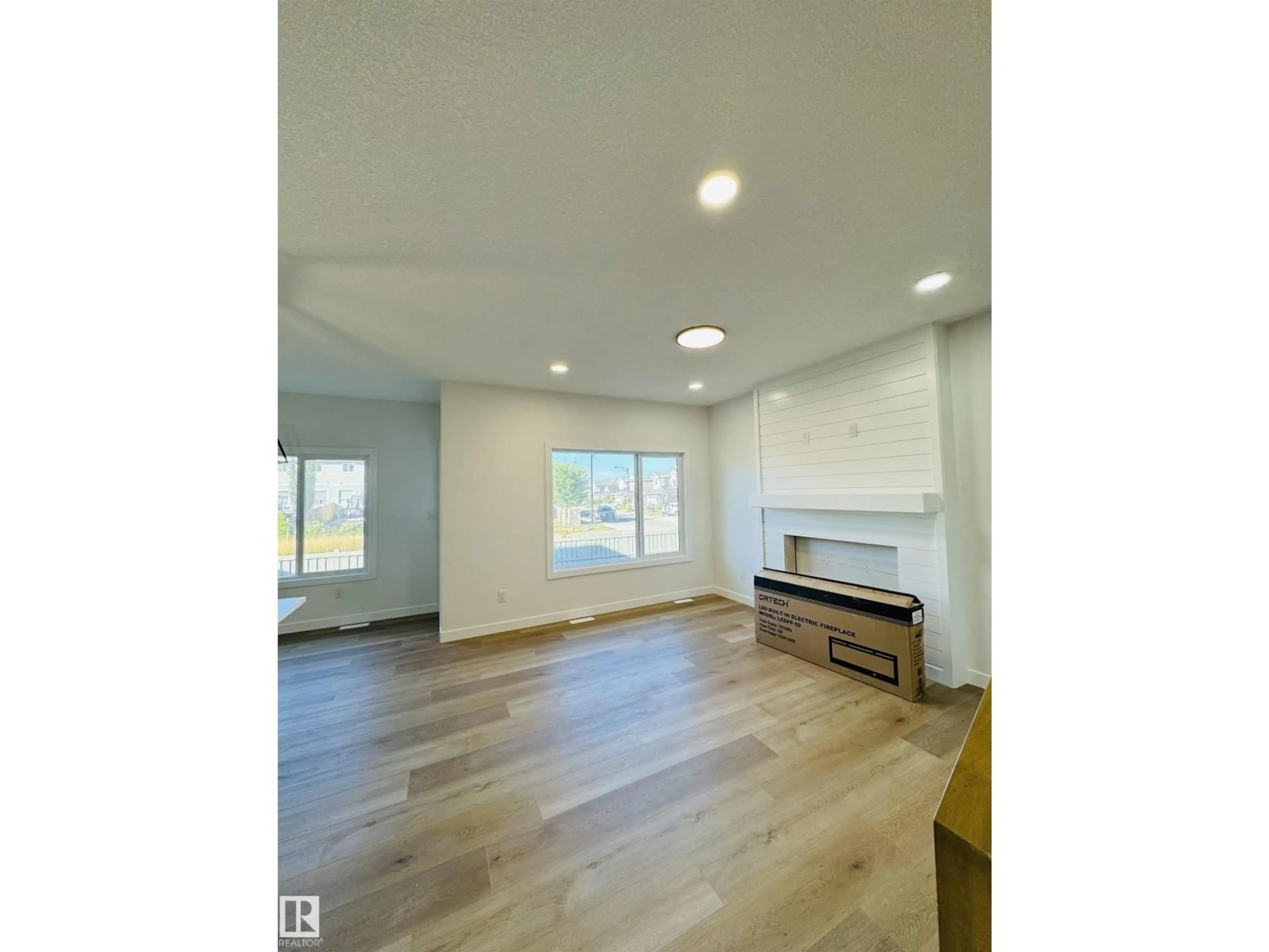 A pic of a room for 3174 MAGPIE WAY, Edmonton Alberta T5S0K9