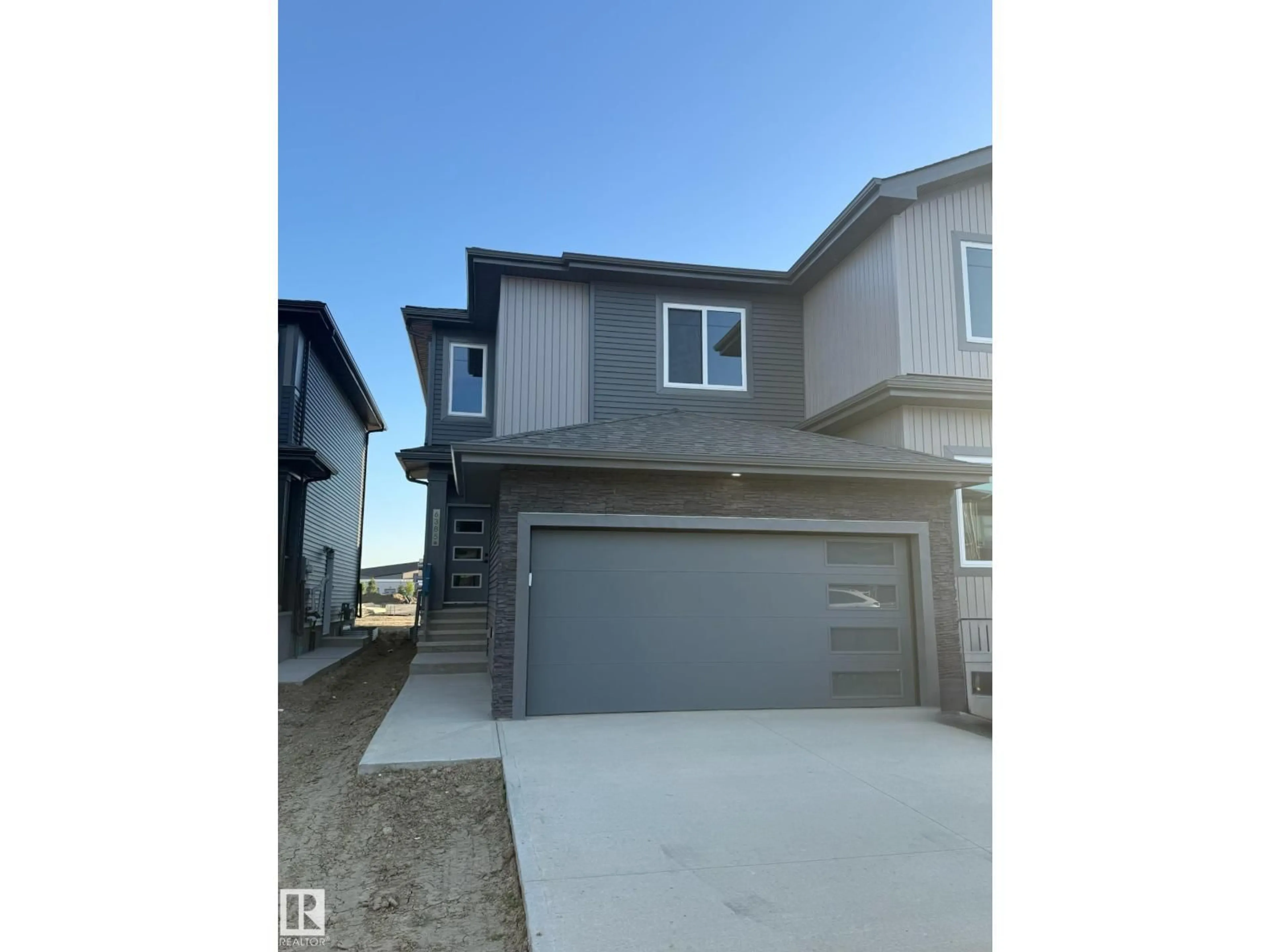 Unknown for SW - 6385 KING WD, Edmonton Alberta T6W5J3
