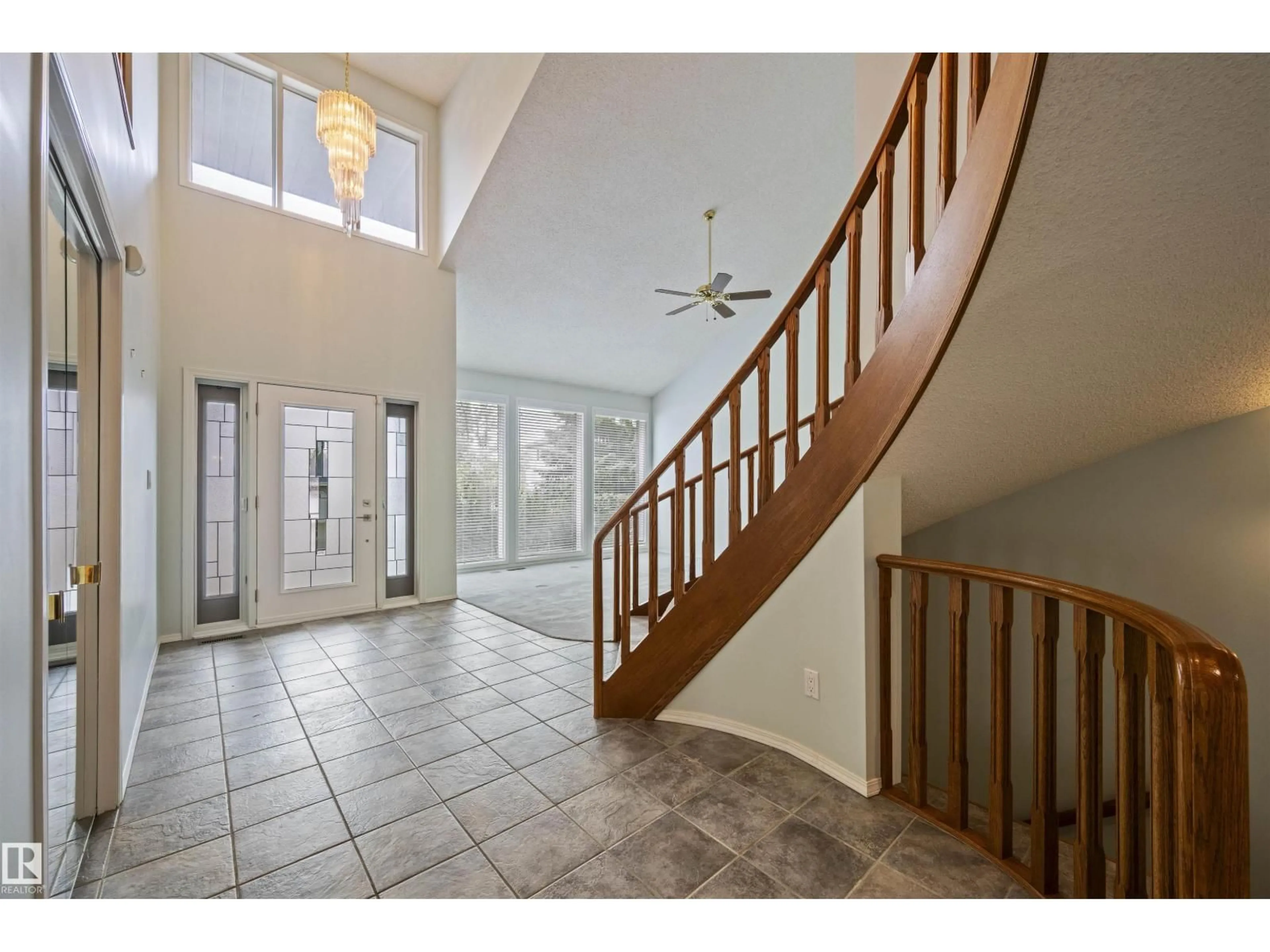 Indoor entryway for 12431 29A AV, Edmonton Alberta T6J6C8