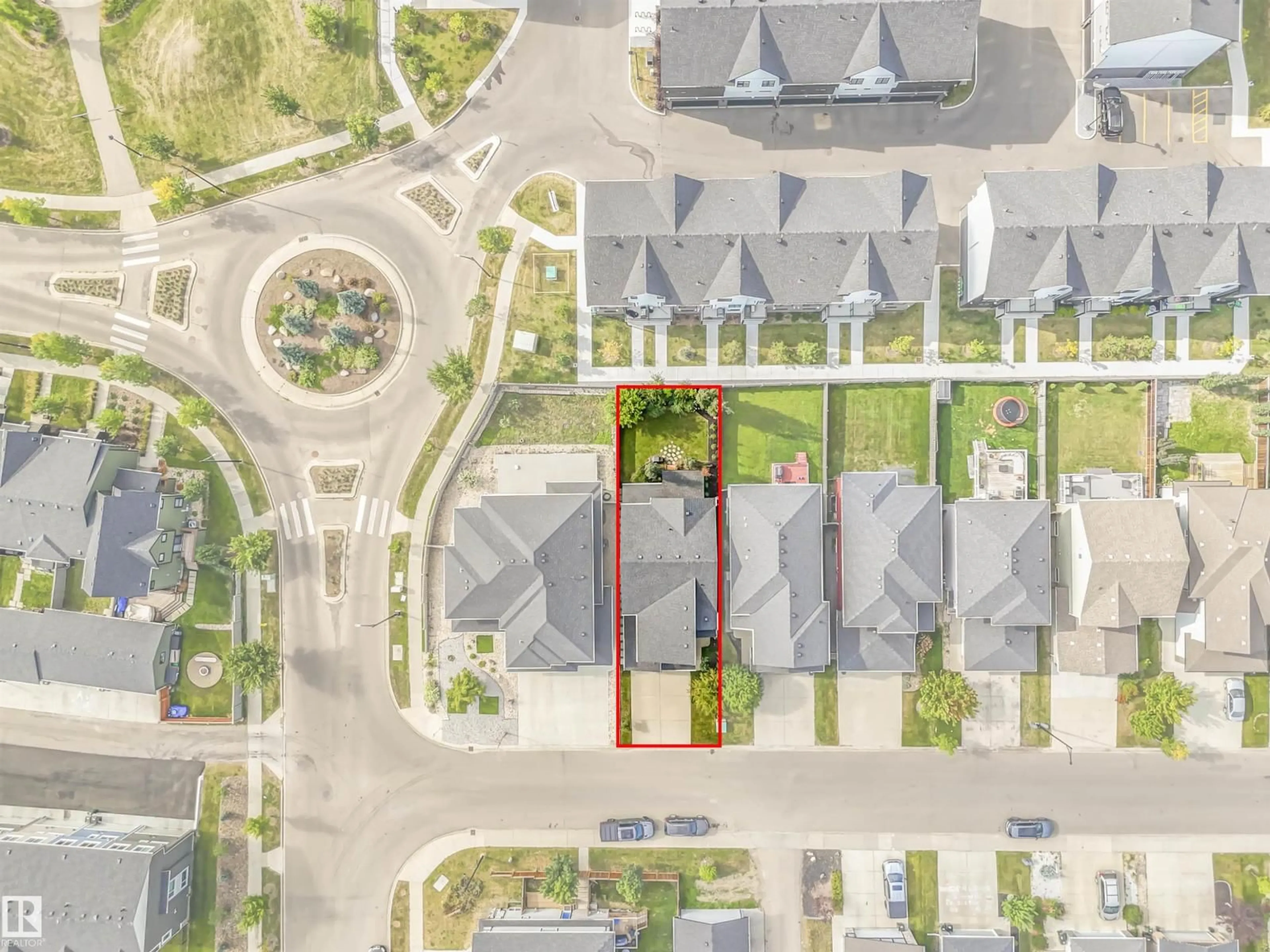 A pic from outside/outdoor area/front of a property/back of a property/a pic from drone, street for 4162 CHARLES LI SW, Edmonton Alberta T6W3H1