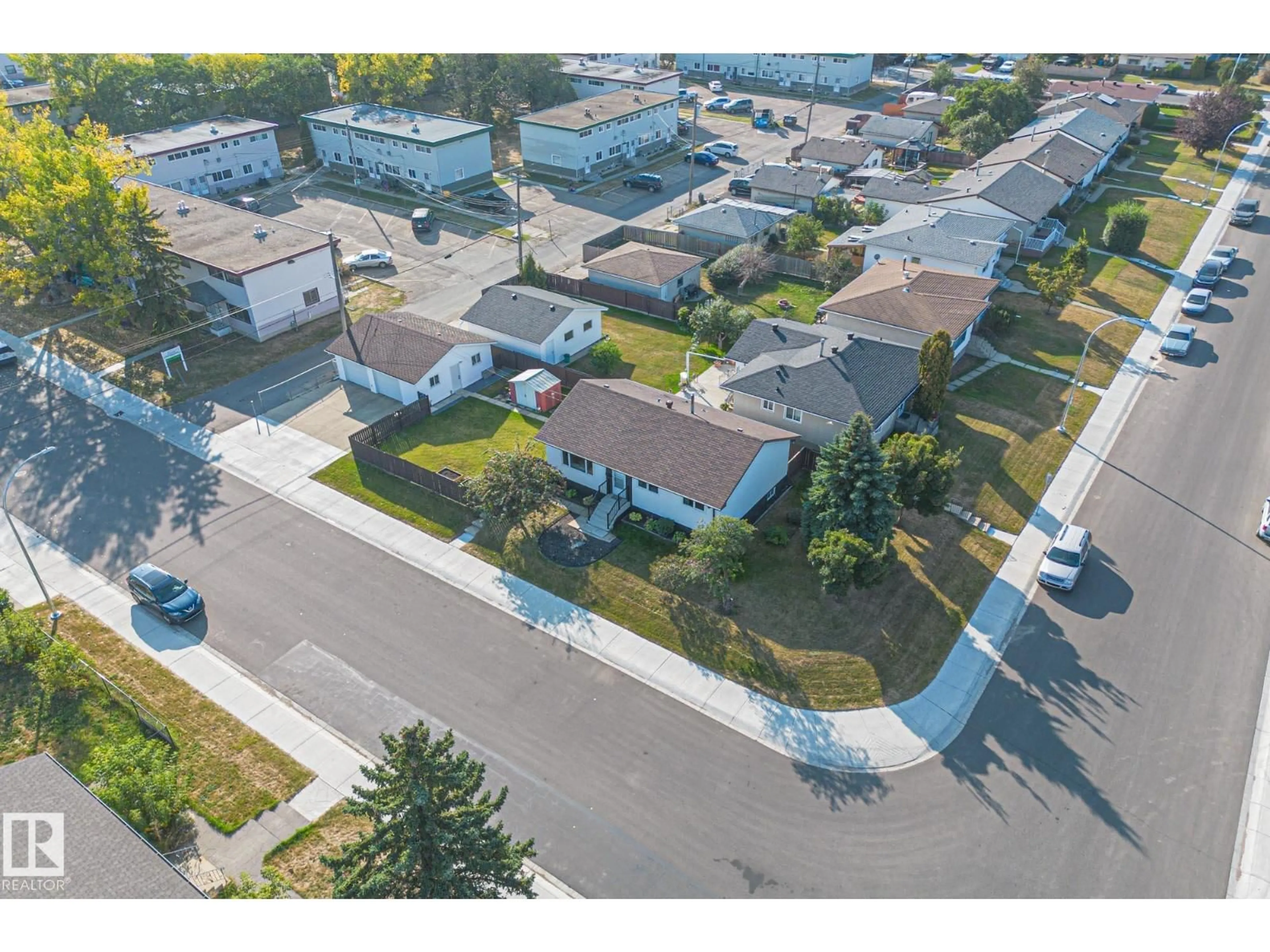 A pic from outside/outdoor area/front of a property/back of a property/a pic from drone, street for 8515 131 AV, Edmonton Alberta T5E5S3
