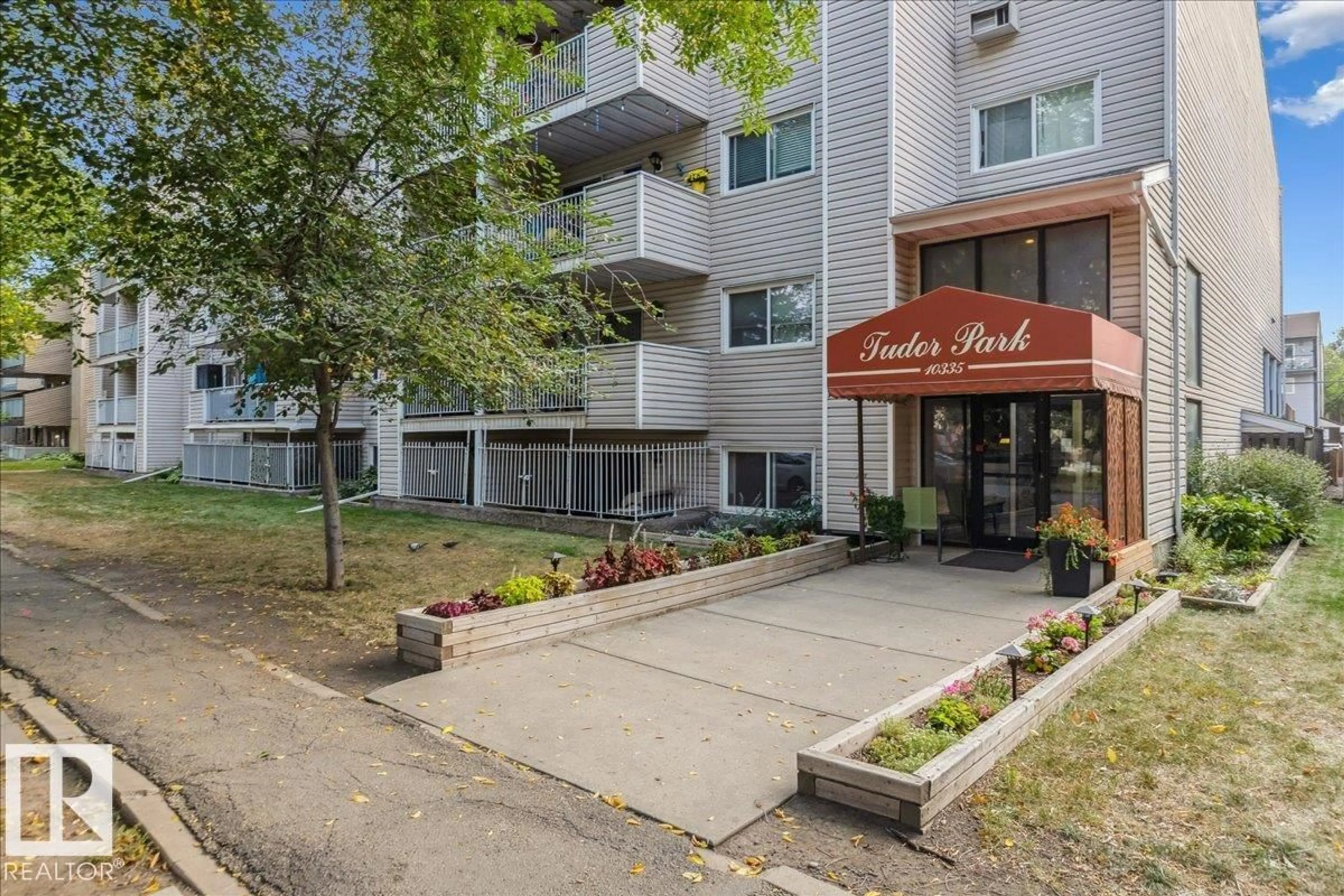 Patio, unknown for #306 - 10335 118 ST NW, Edmonton Alberta T5K1Y6