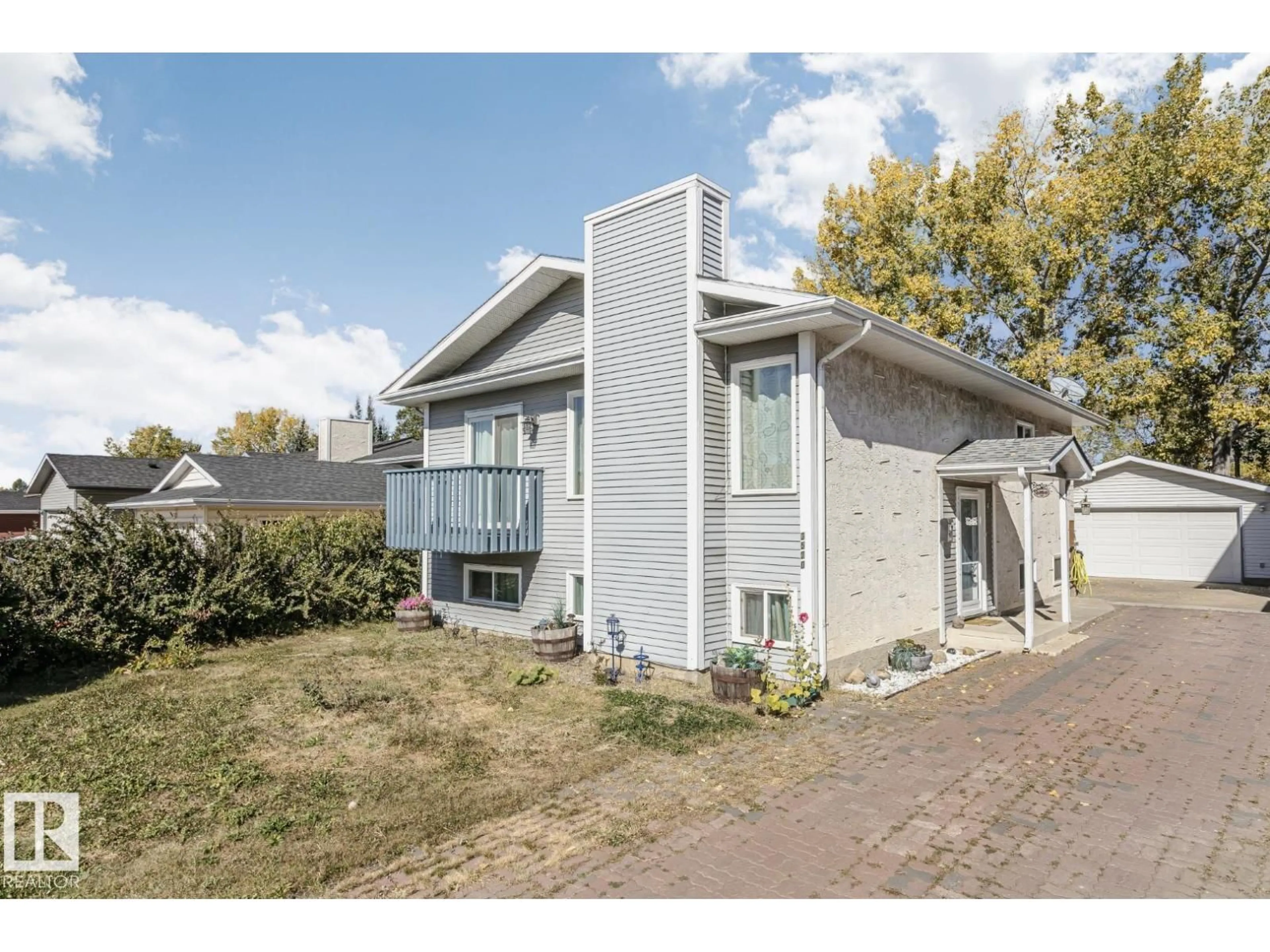 Unknown for 3520 33 AV, Edmonton Alberta T6L5G6