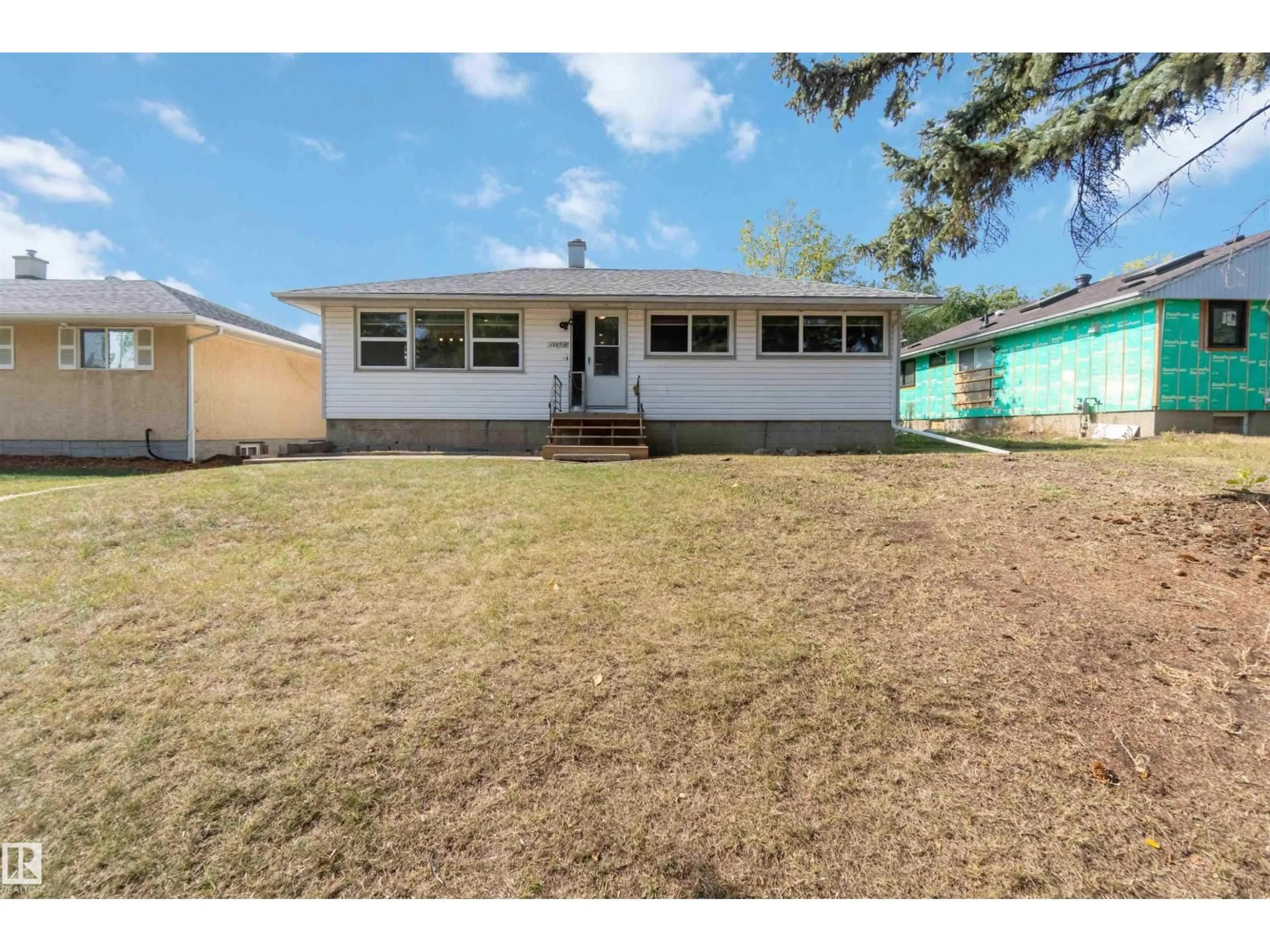 Unknown for NW - 12268 131 ST, Edmonton Alberta T5L1M9