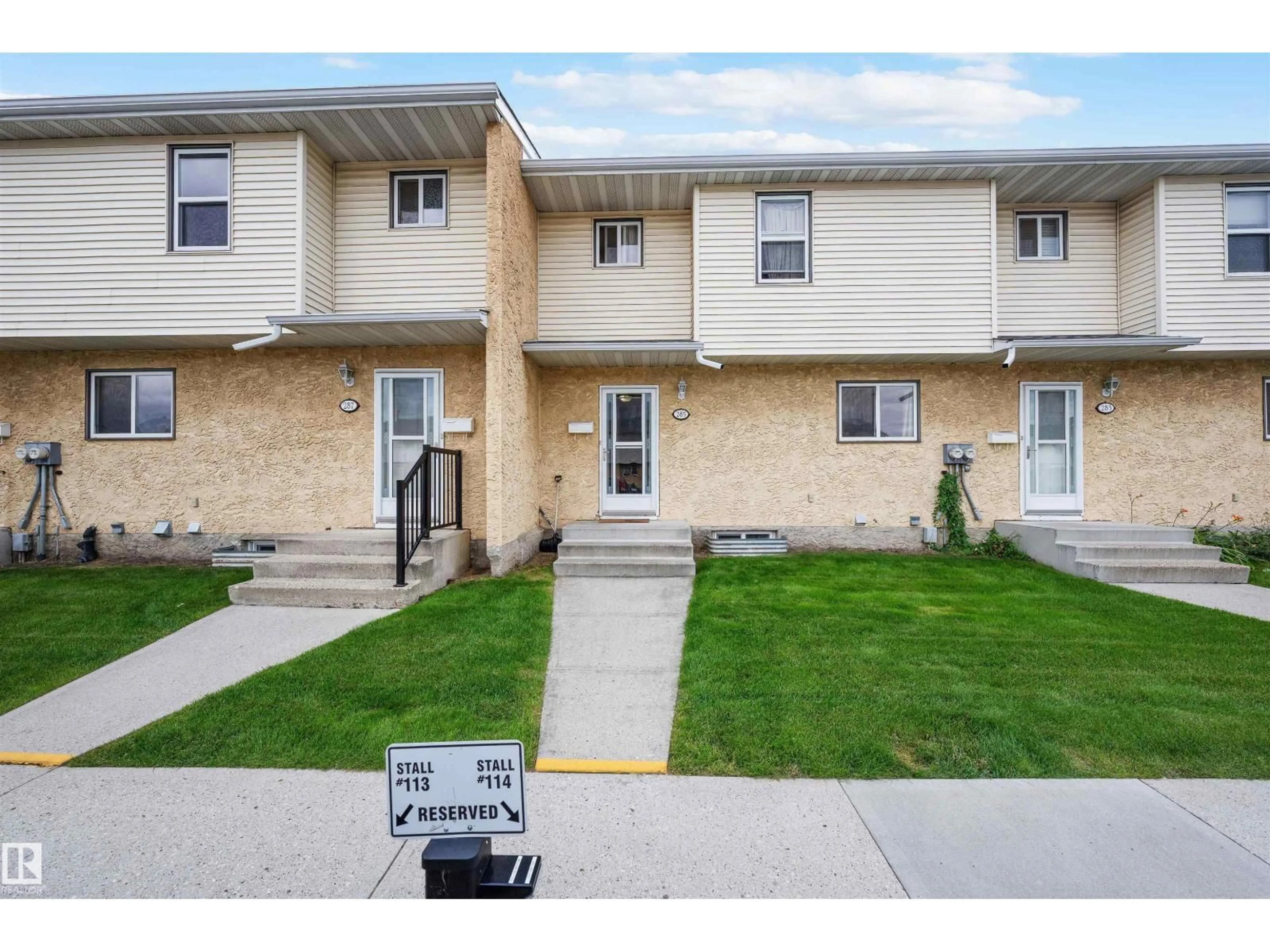 Unknown for 285 HARRISON DR, Edmonton Alberta T5A2X5