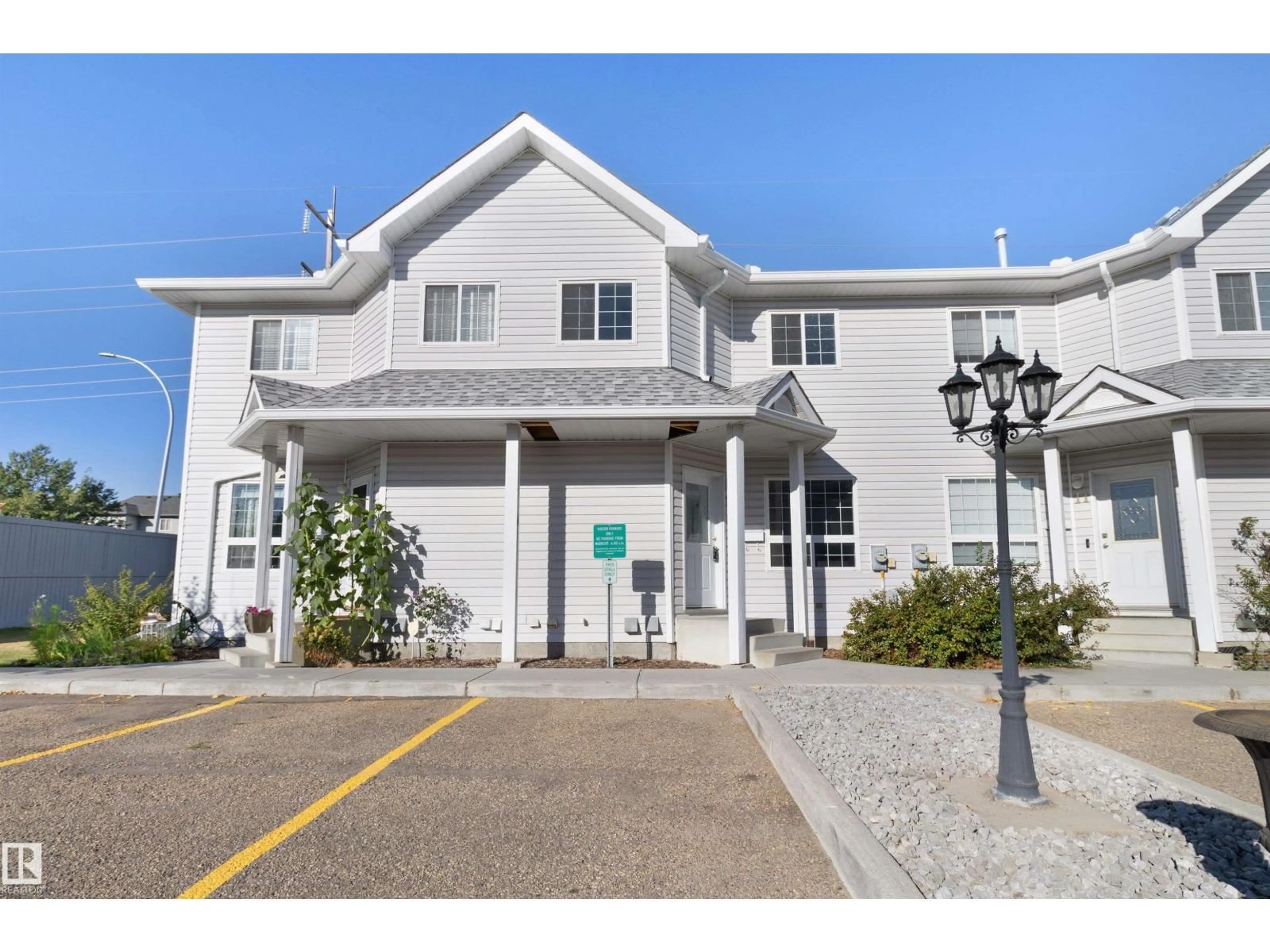 Unknown for 10 - 12 CRANBERRY DR, Sherwood Park Alberta T8H2A1