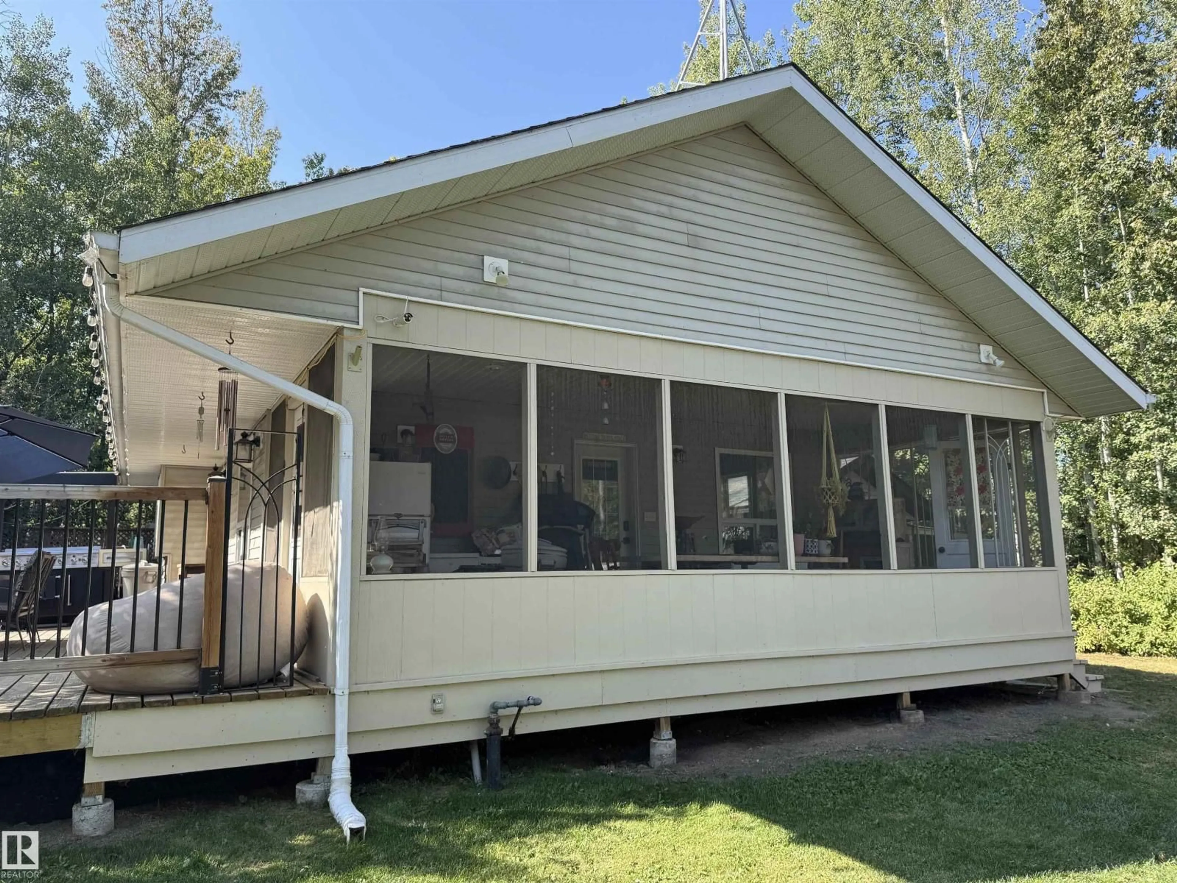 Home with vinyl exterior material, unknown for 462014 - 318 RGE ROAD 10, Rural Wetaskiwin County Alberta T0C2V0