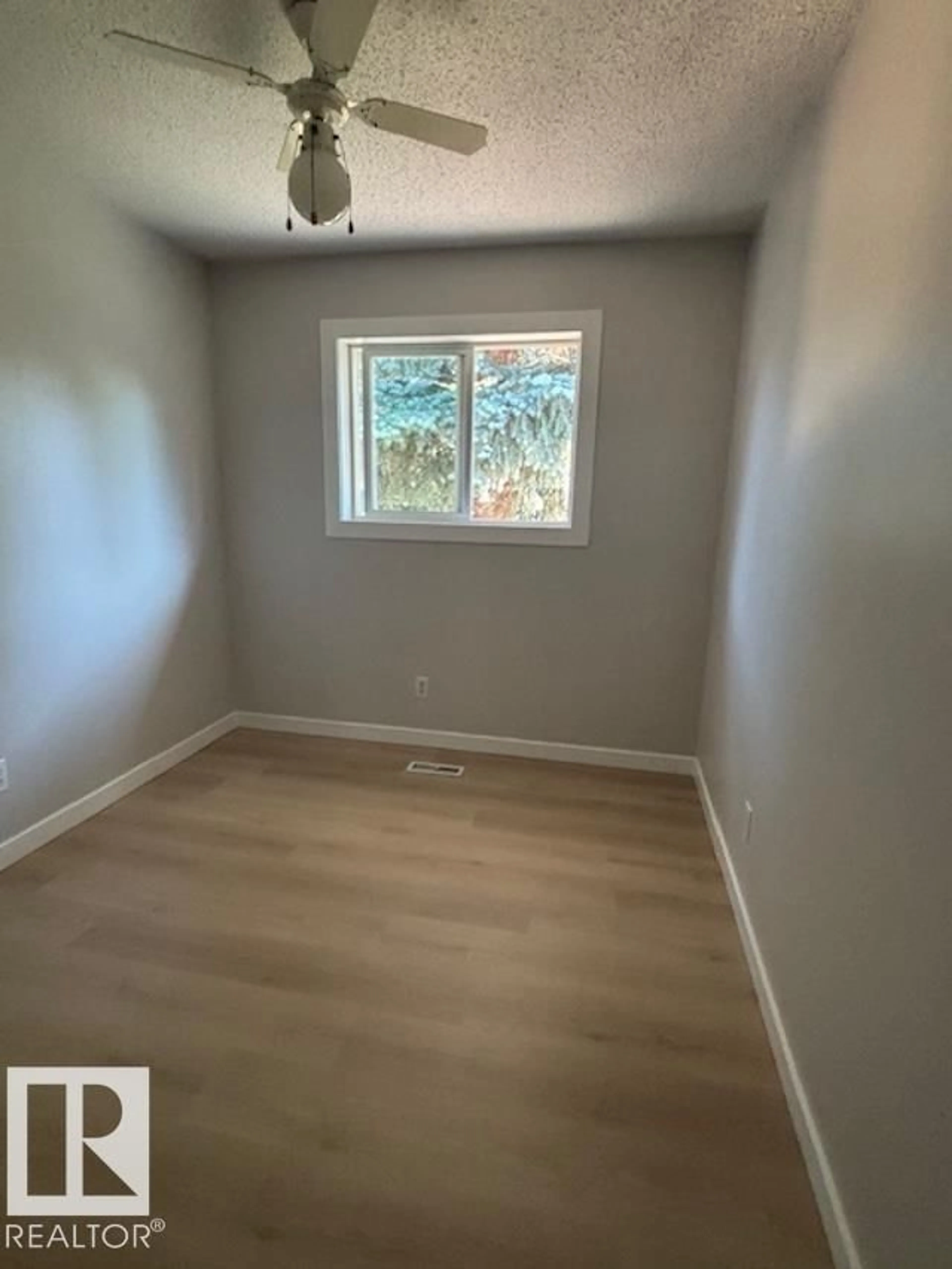 A pic of a room for 77 DAYTON CR, St. Albert Alberta T8N4X8