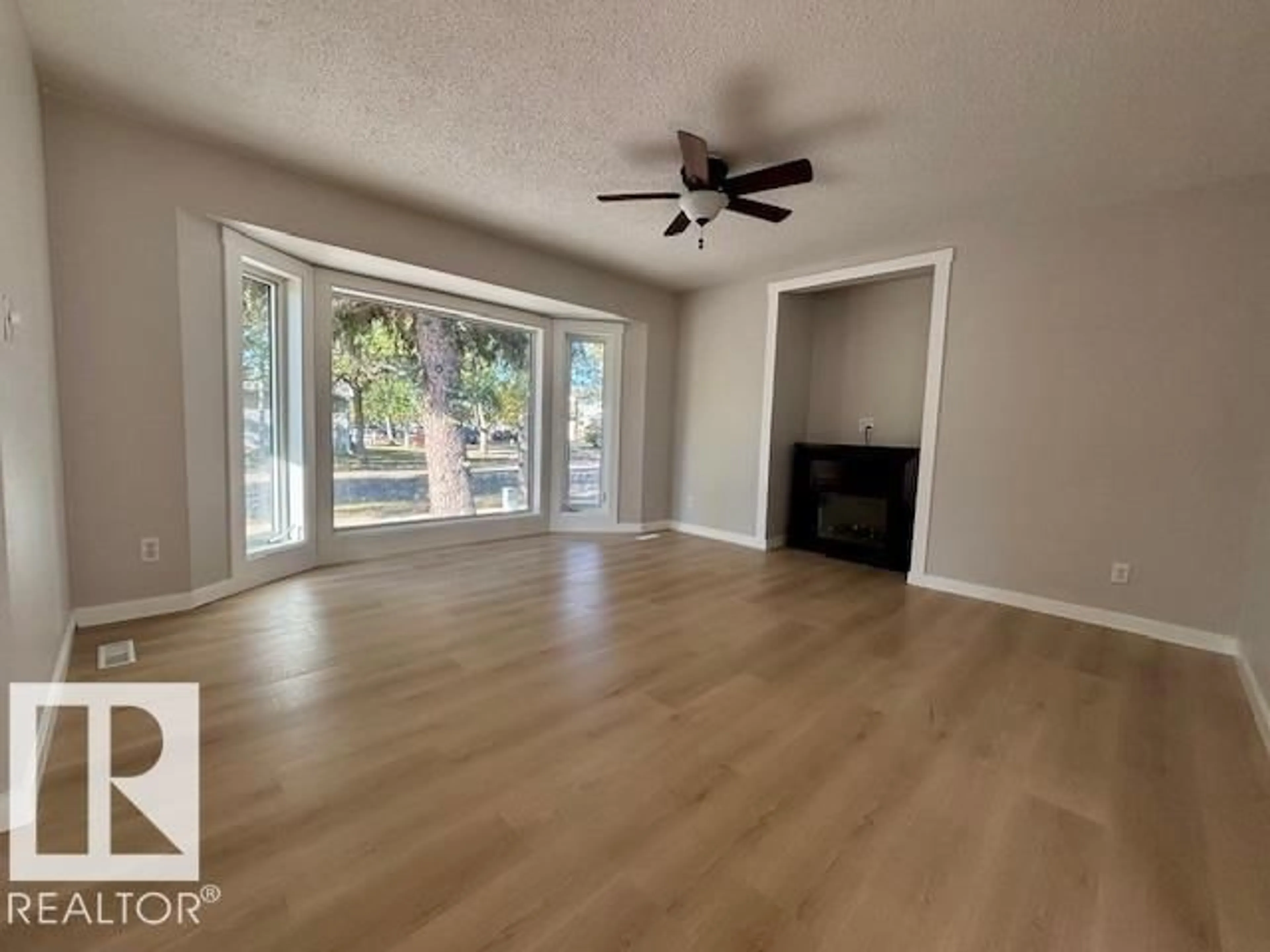 A pic of a room for 77 DAYTON CR, St. Albert Alberta T8N4X8
