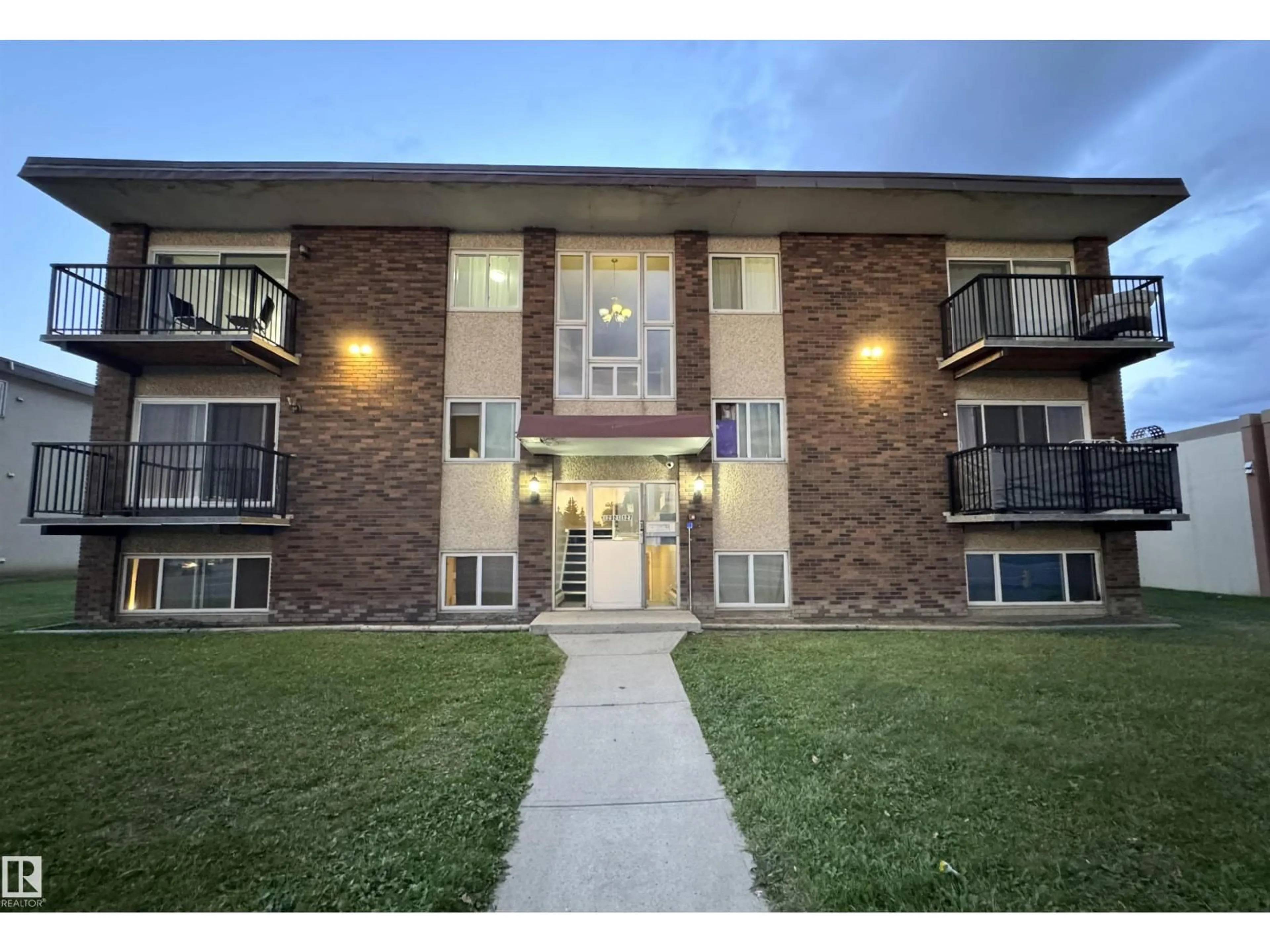Unknown for #303 - 12921 127 ST, Edmonton Alberta T5L1B1