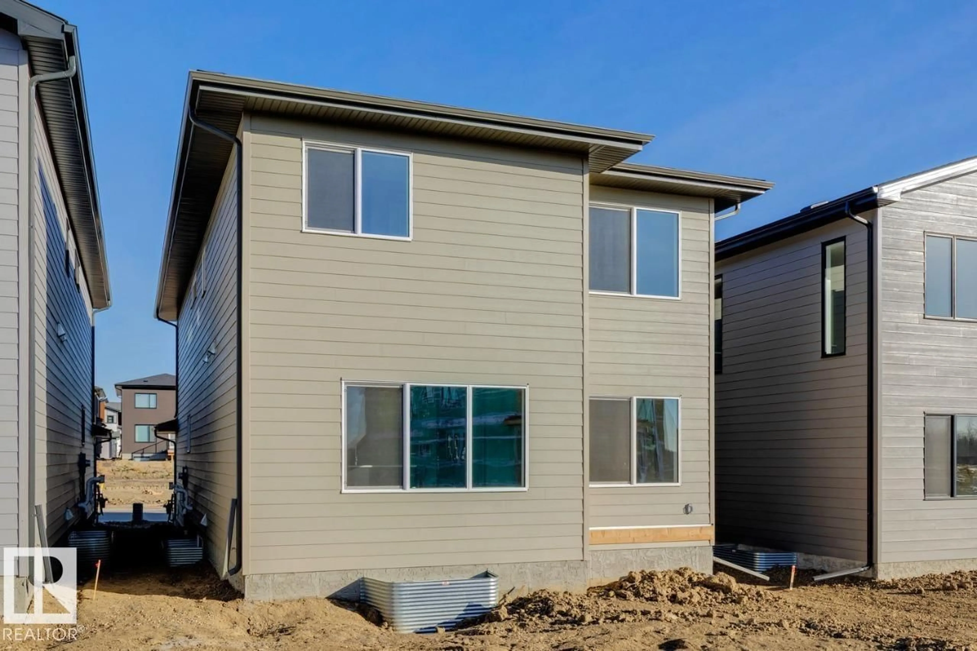 Home with vinyl exterior material, building for 7608 KIMIWAN CR, Edmonton Alberta T6W5N6