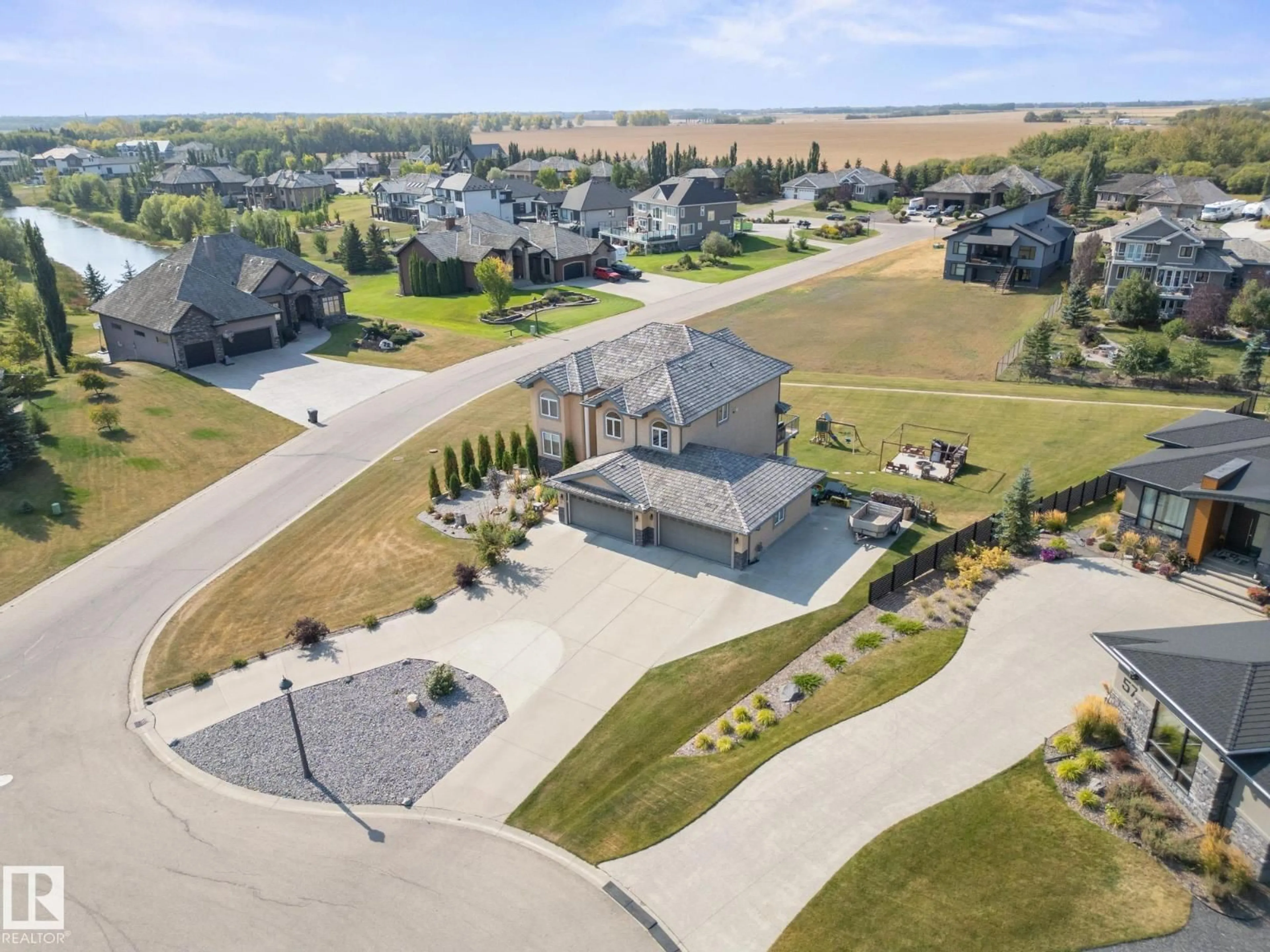 A pic from outside/outdoor area/front of a property/back of a property/a pic from drone, unknown for 25214 - 59 COAL MINE RD, Rural Sturgeon County Alberta T8T0A8