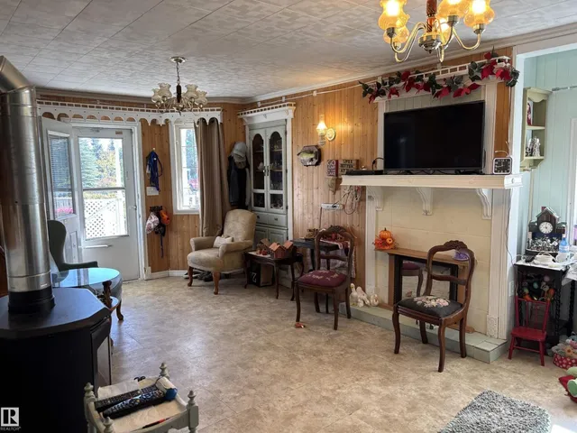 140 RUSSEL DR, Rural St. Paul County 5