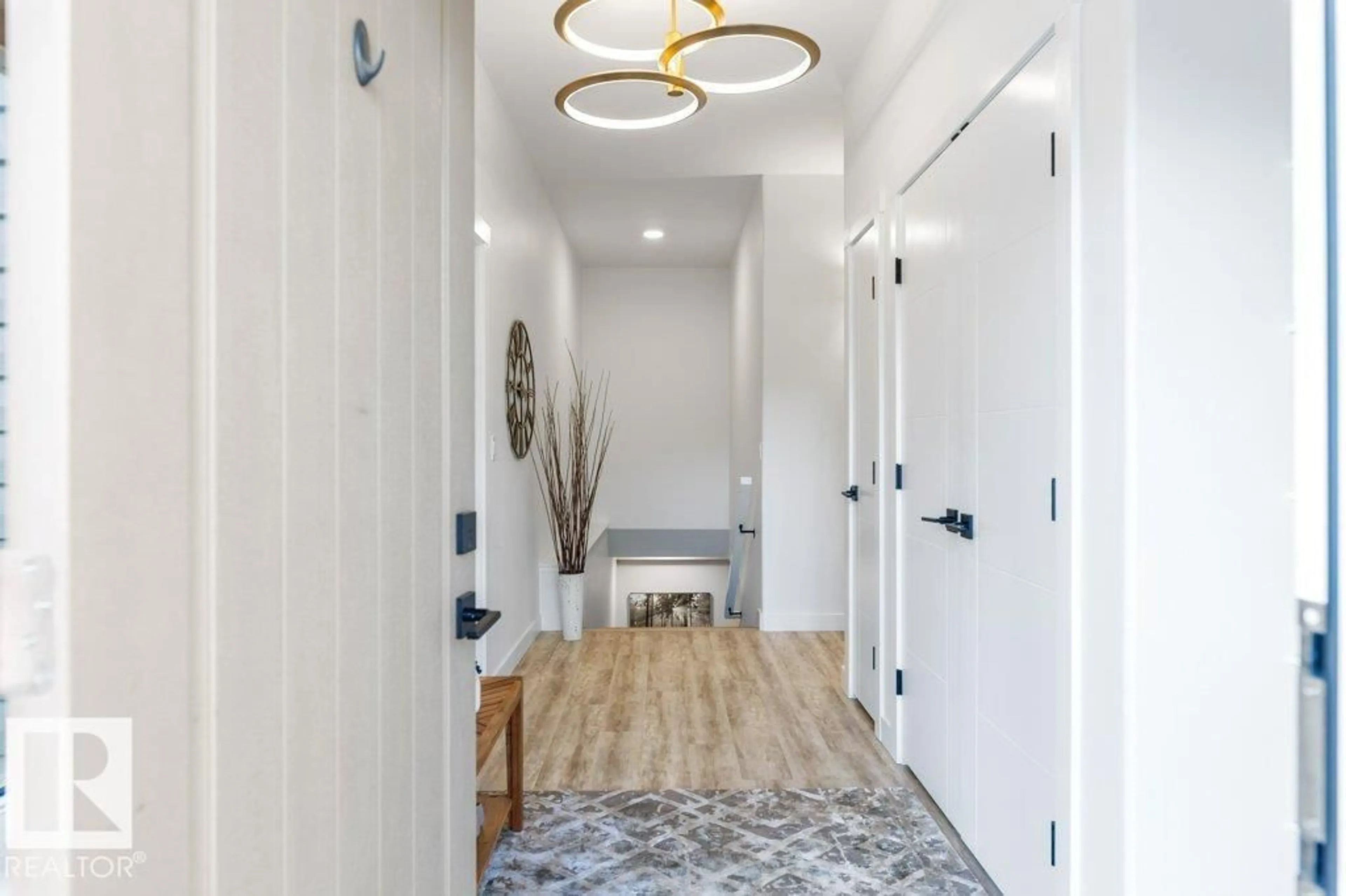 Indoor entryway for 81 53221 RGE ROAD 223, Rural Strathcona County Alberta T8E2K1