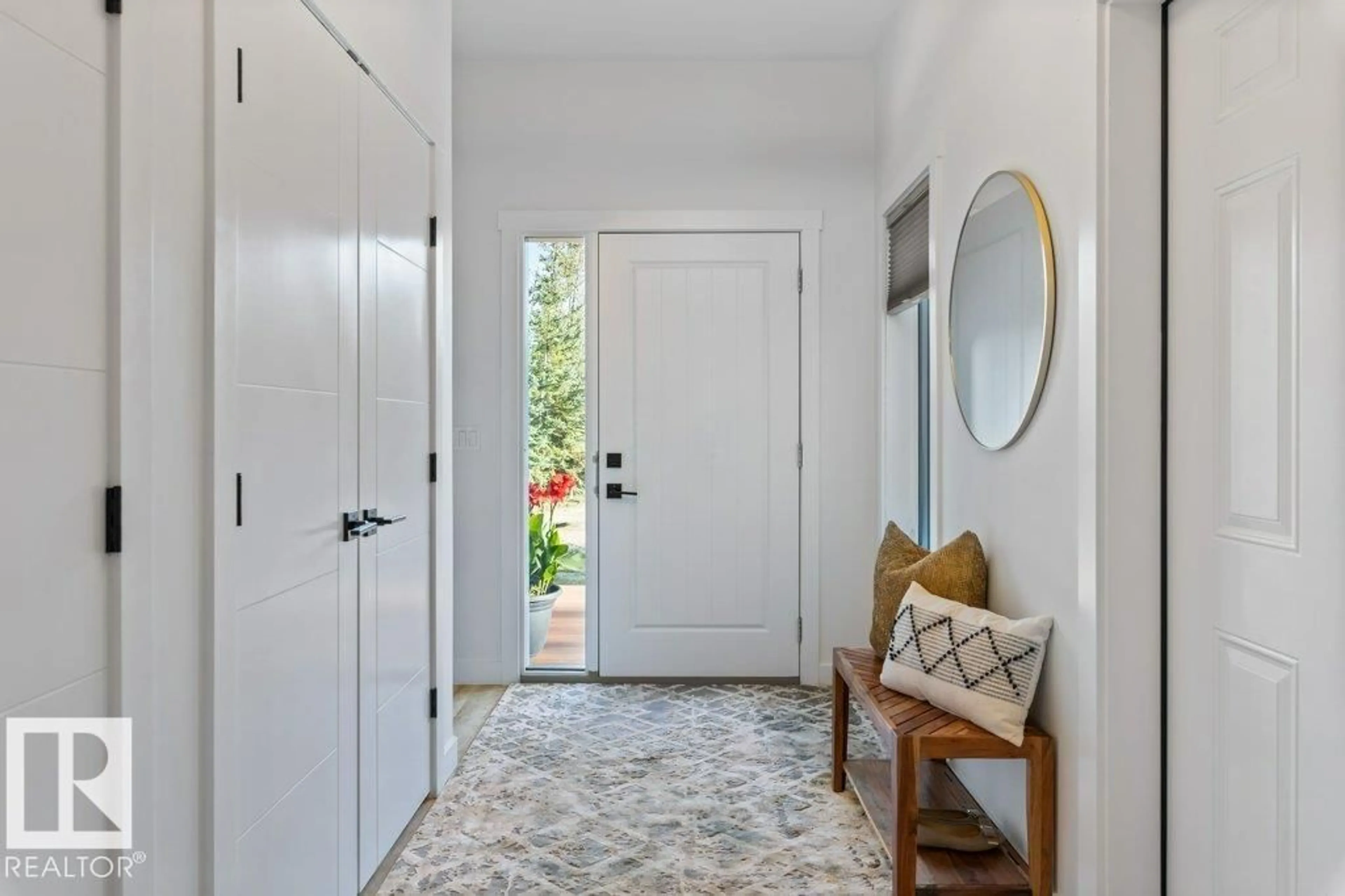 Indoor entryway for 81 53221 RGE ROAD 223, Rural Strathcona County Alberta T8E2K1