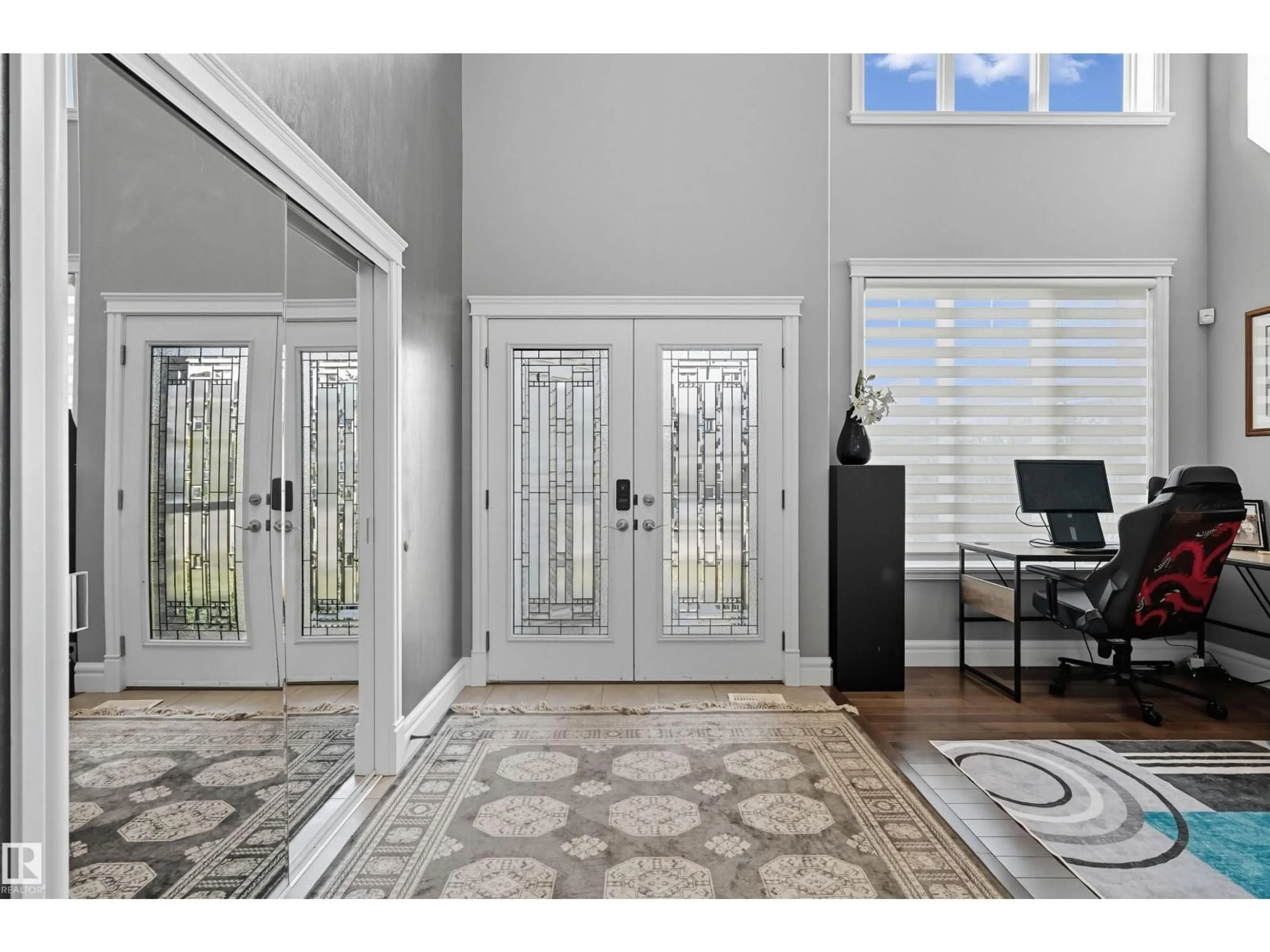 Indoor entryway for 1806 ADAMSON PT, Edmonton Alberta T6W2N7