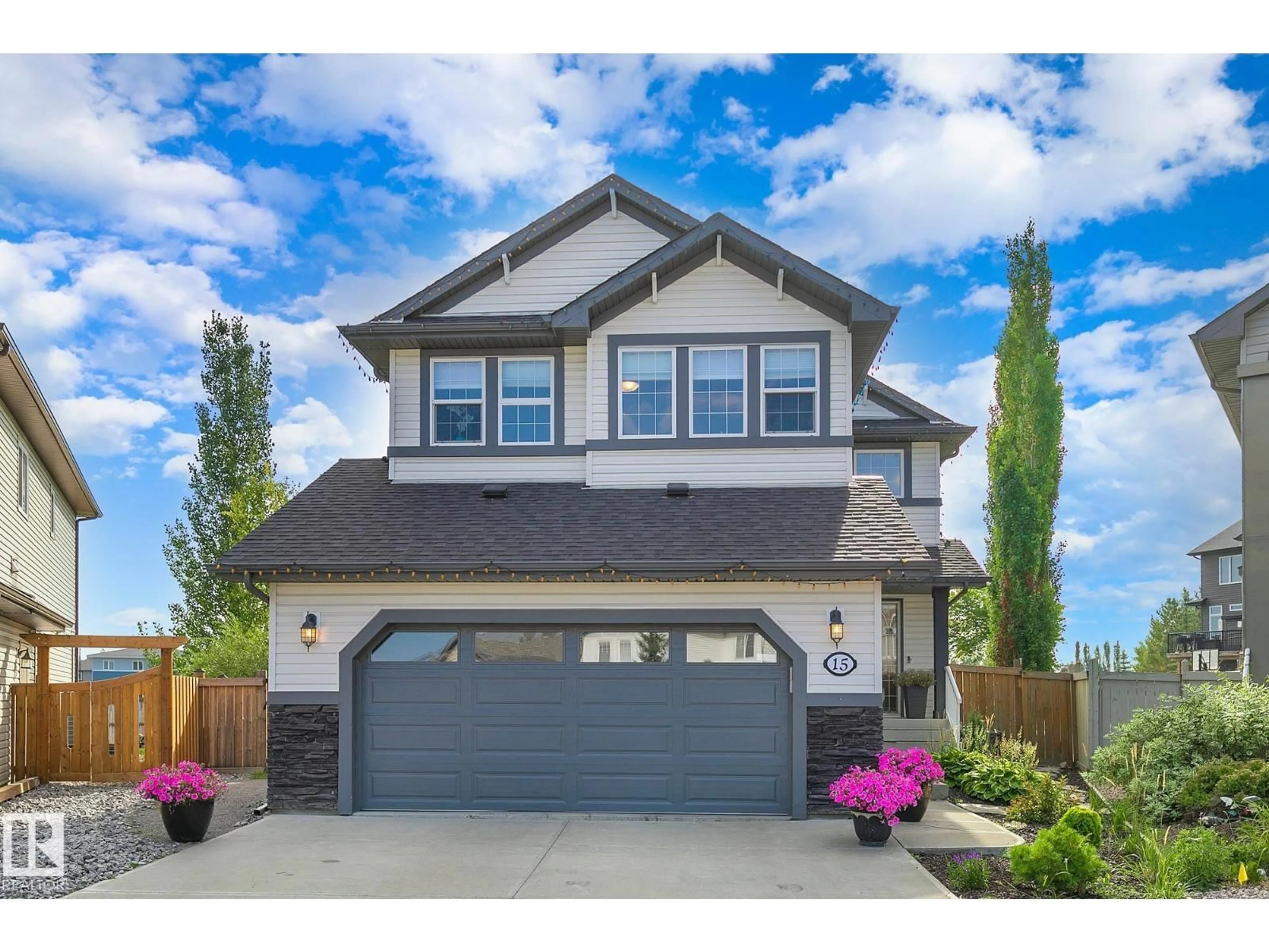 Home with vinyl exterior material, street for 15 HARWOOD, Spruce Grove Alberta T7X0H7
