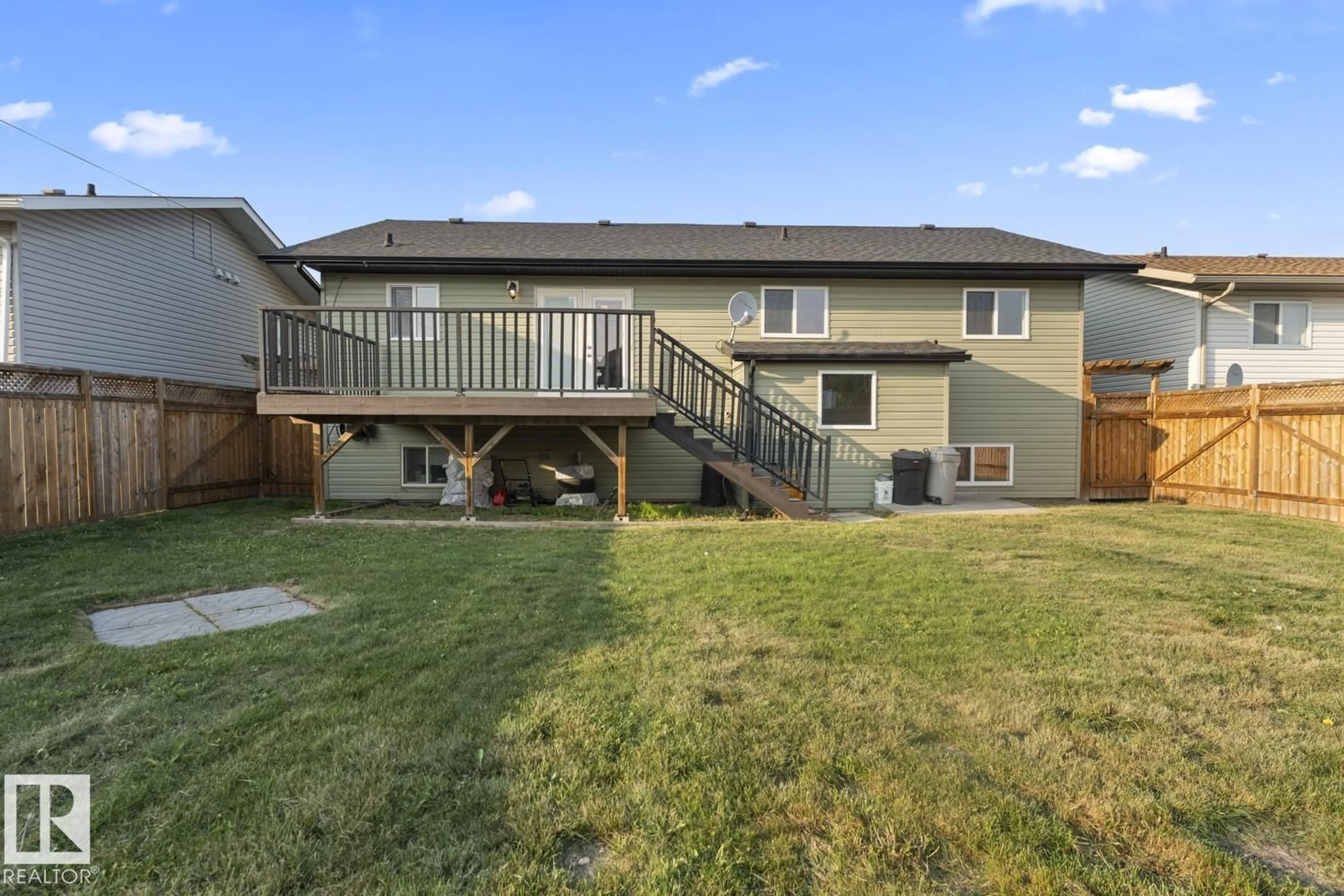 Patio, unknown for 5001 54 AV, Cold Lake Alberta T9M0B4