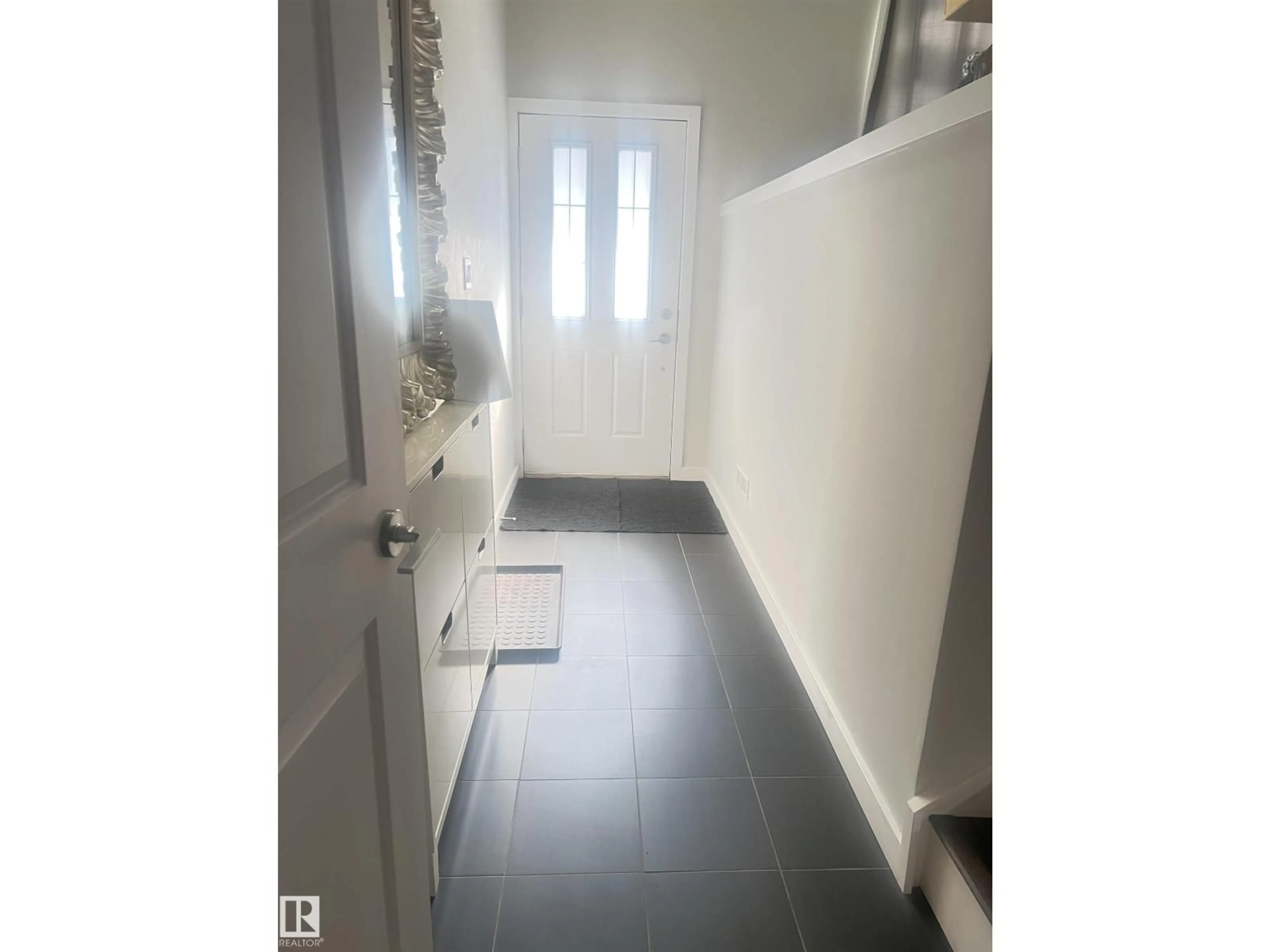 Unknown for 22 5873 MULLEN PL, Edmonton Alberta T6R0T5