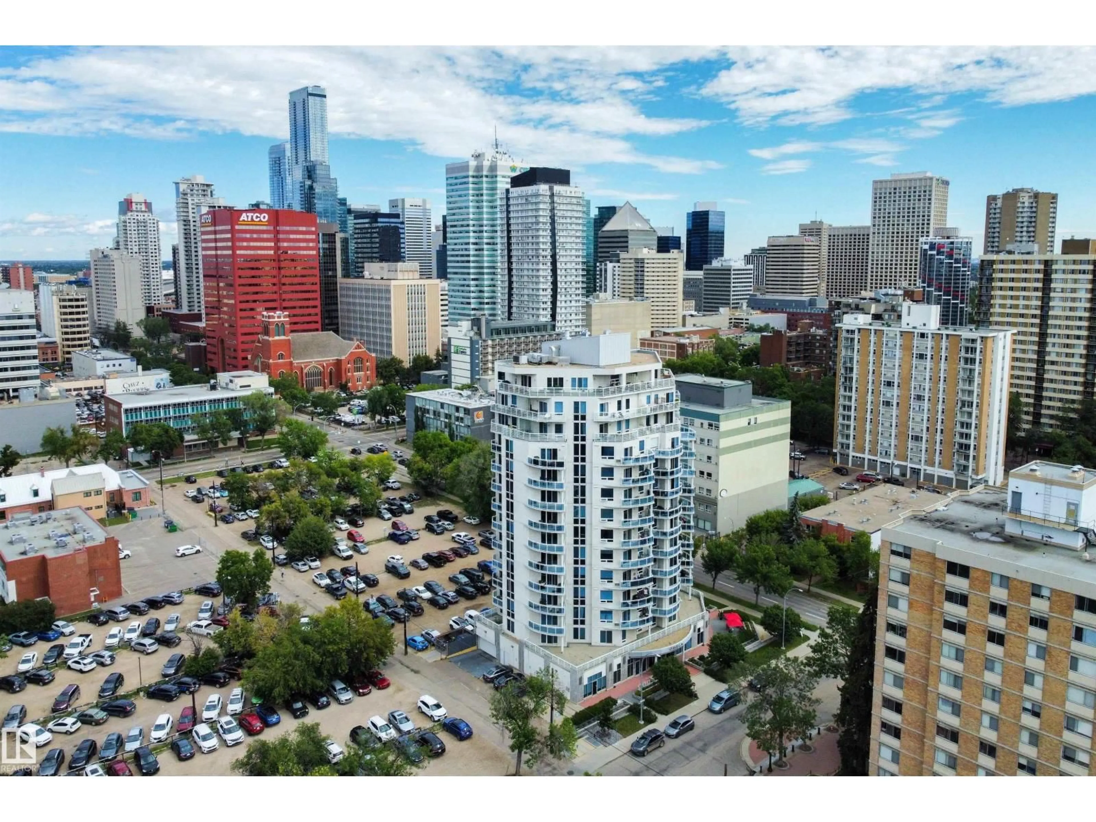 A pic from outside/outdoor area/front of a property/back of a property/a pic from drone, city buildings view from balcony for 901 - 10504 99 AV, Edmonton Alberta T5K1B2