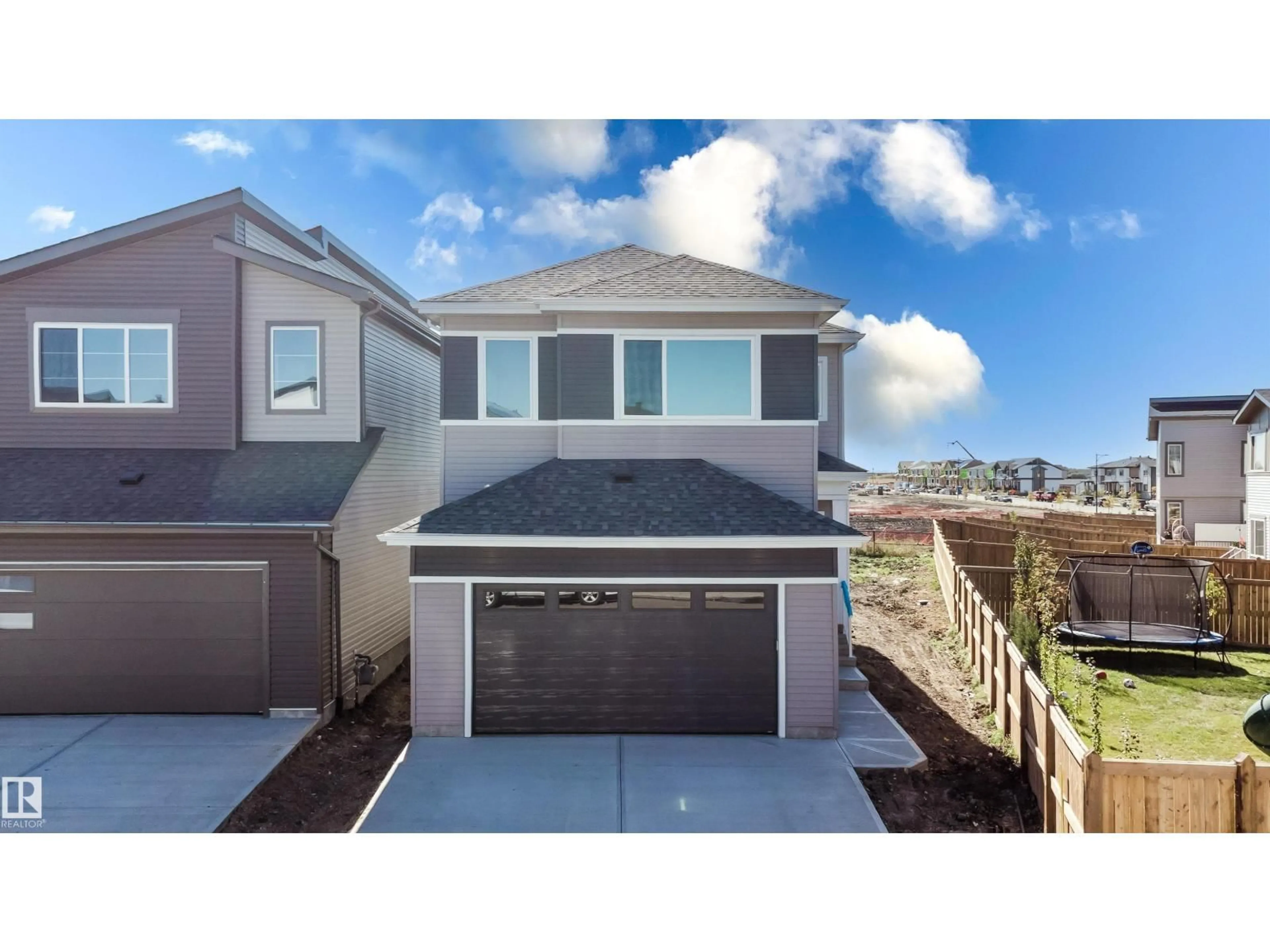 A pic from outside/outdoor area/front of a property/back of a property/a pic from drone, street for 373 BLUFF CV, Leduc Alberta T9E1M9