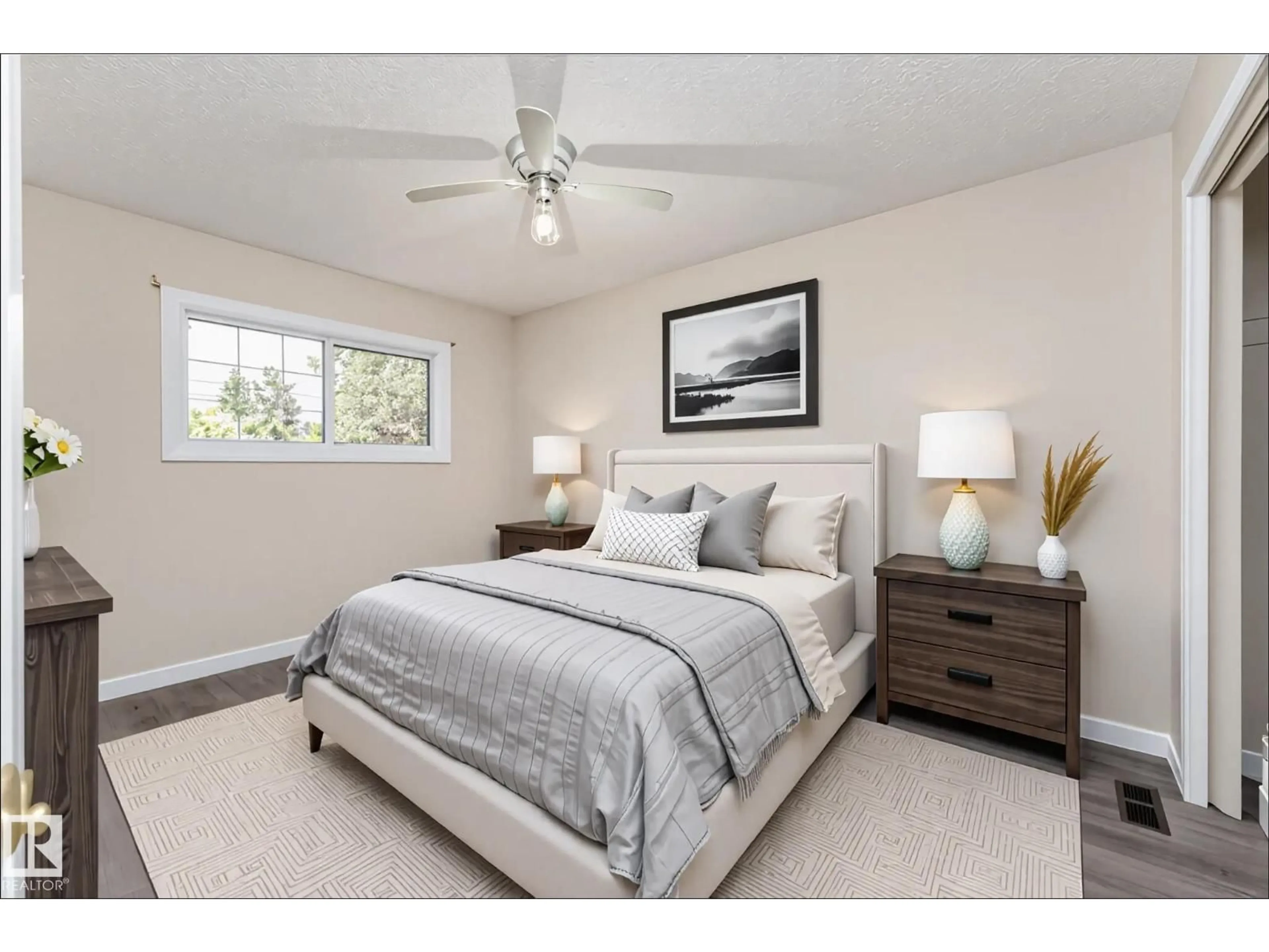 Bedroom with bed, unknown for NW - 10530 151 ST, Edmonton Alberta T5P1V3