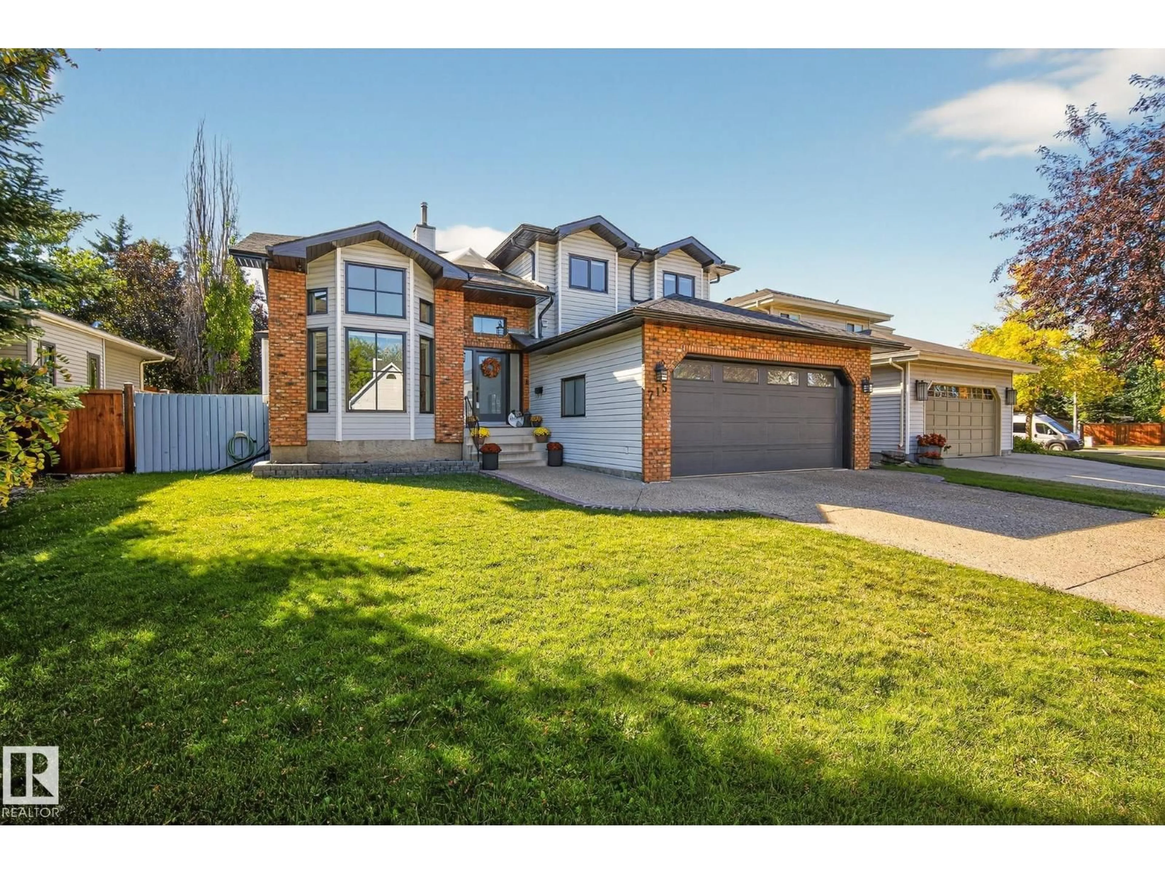 Unknown for 715 BURLEY DR, Edmonton Alberta T6R1W7