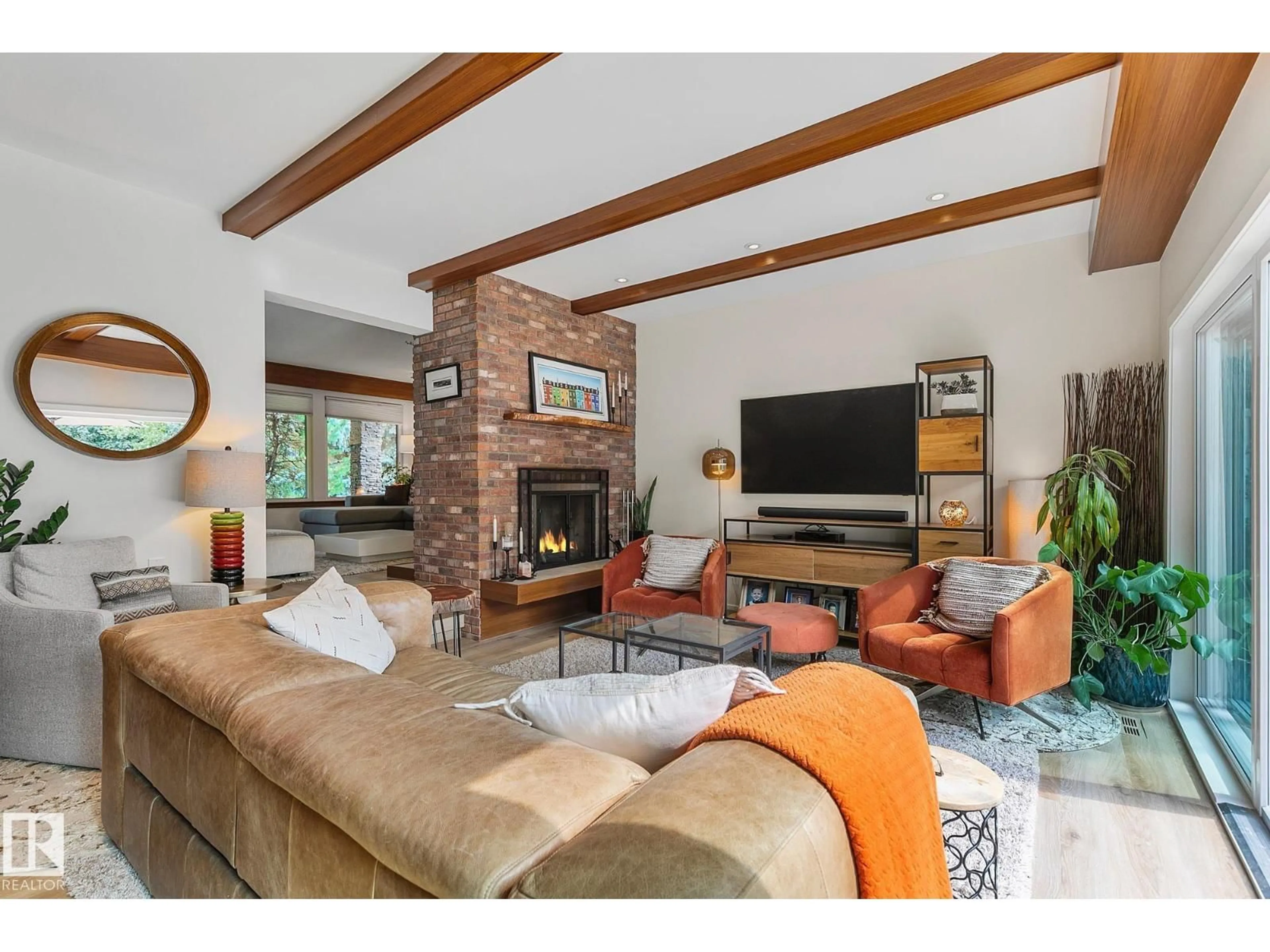Living room with furniture, unknown for 3 QUESNELL RD, Edmonton Alberta T5R5N1