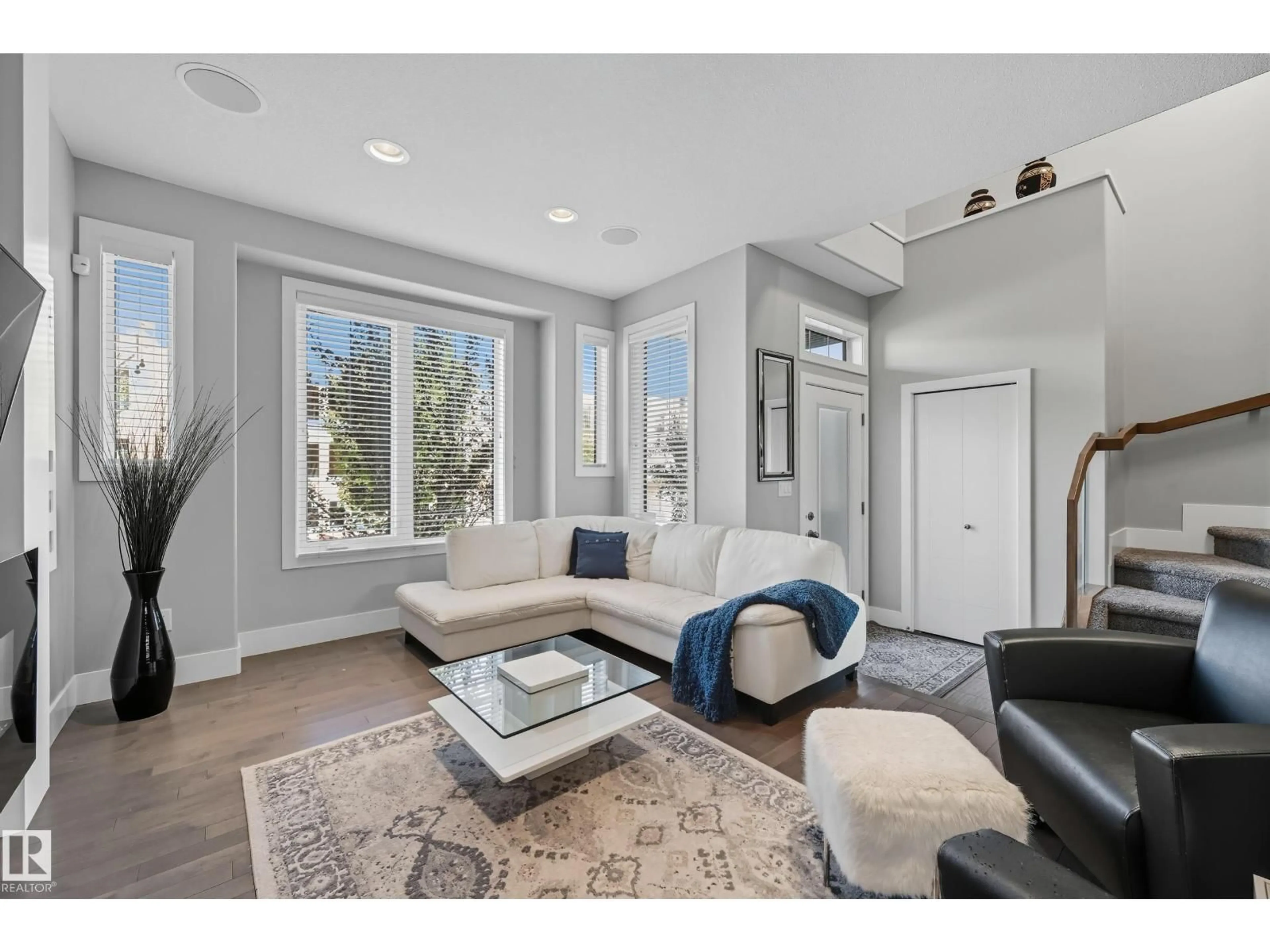 Living room with furniture, unknown for NW - 7448 MAY CM, Edmonton Alberta T6R0V2