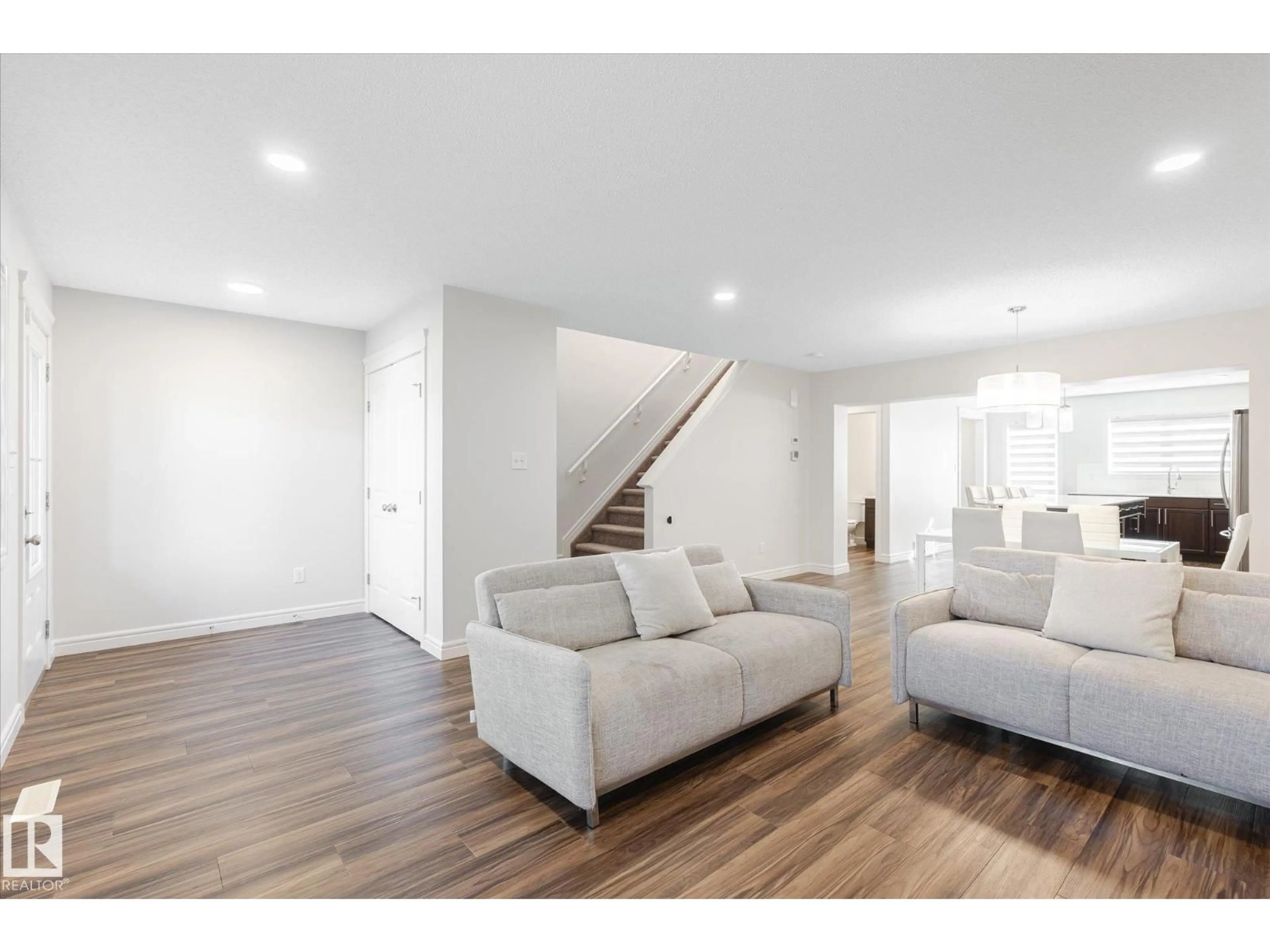 Unknown for 2053 GRAYDON HILL CR, Edmonton Alberta T6W4C5