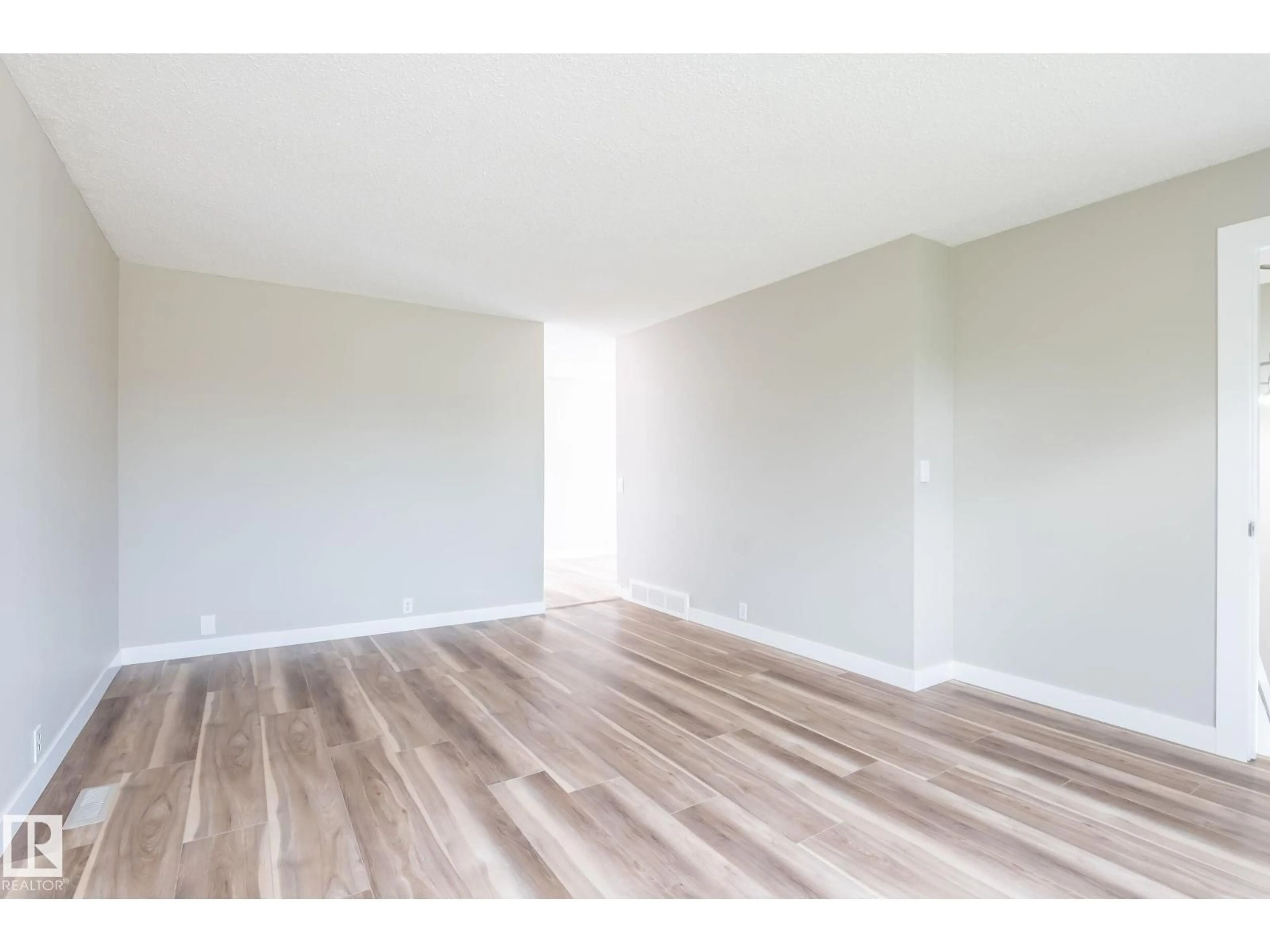 A pic of a room for 3708 12 AV, Edmonton Alberta T6L3B2
