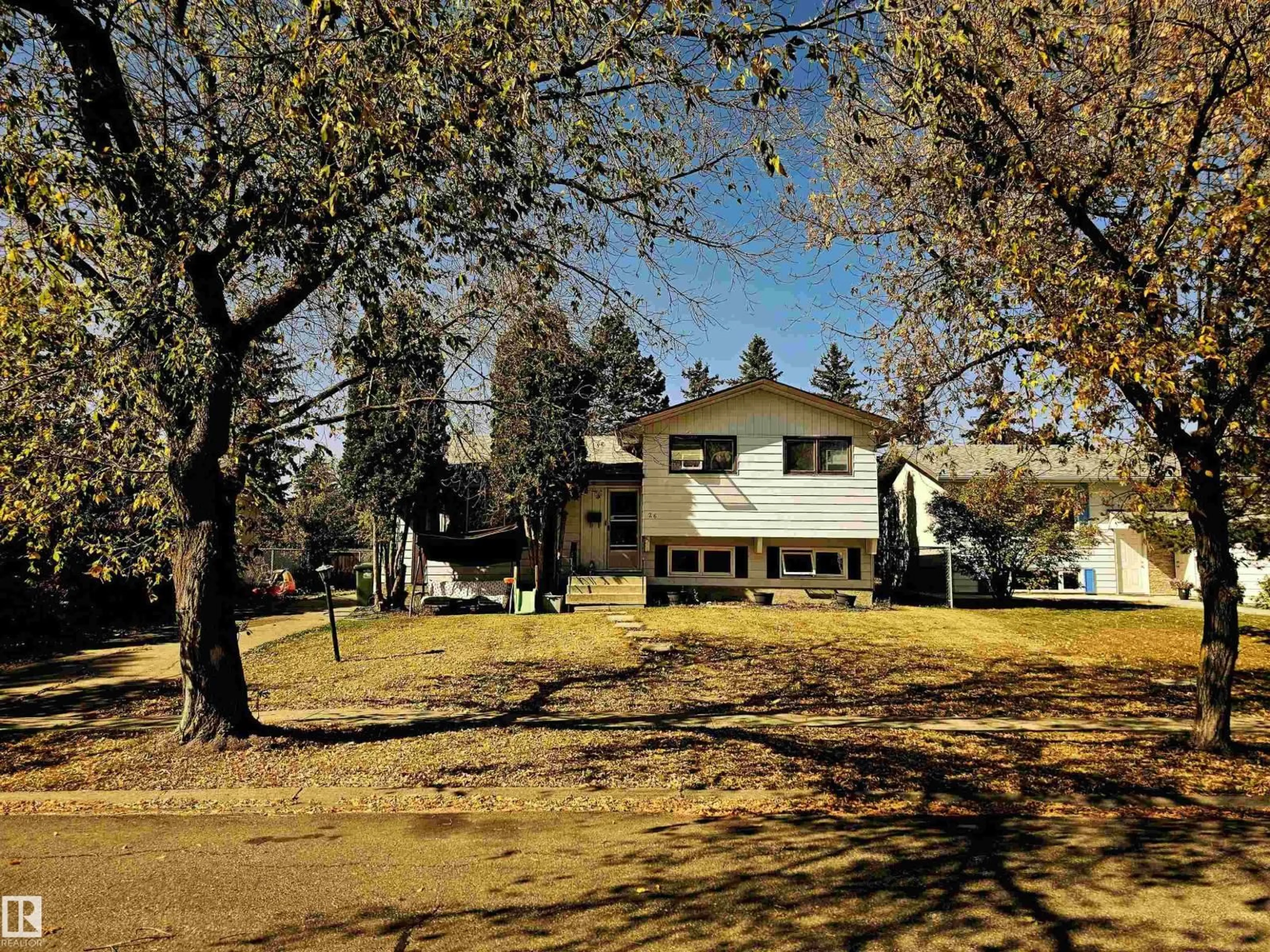 A pic from outside/outdoor area/front of a property/back of a property/a pic from drone, unknown for 26 ALCOTT CR, St. Albert Alberta T8N2H8